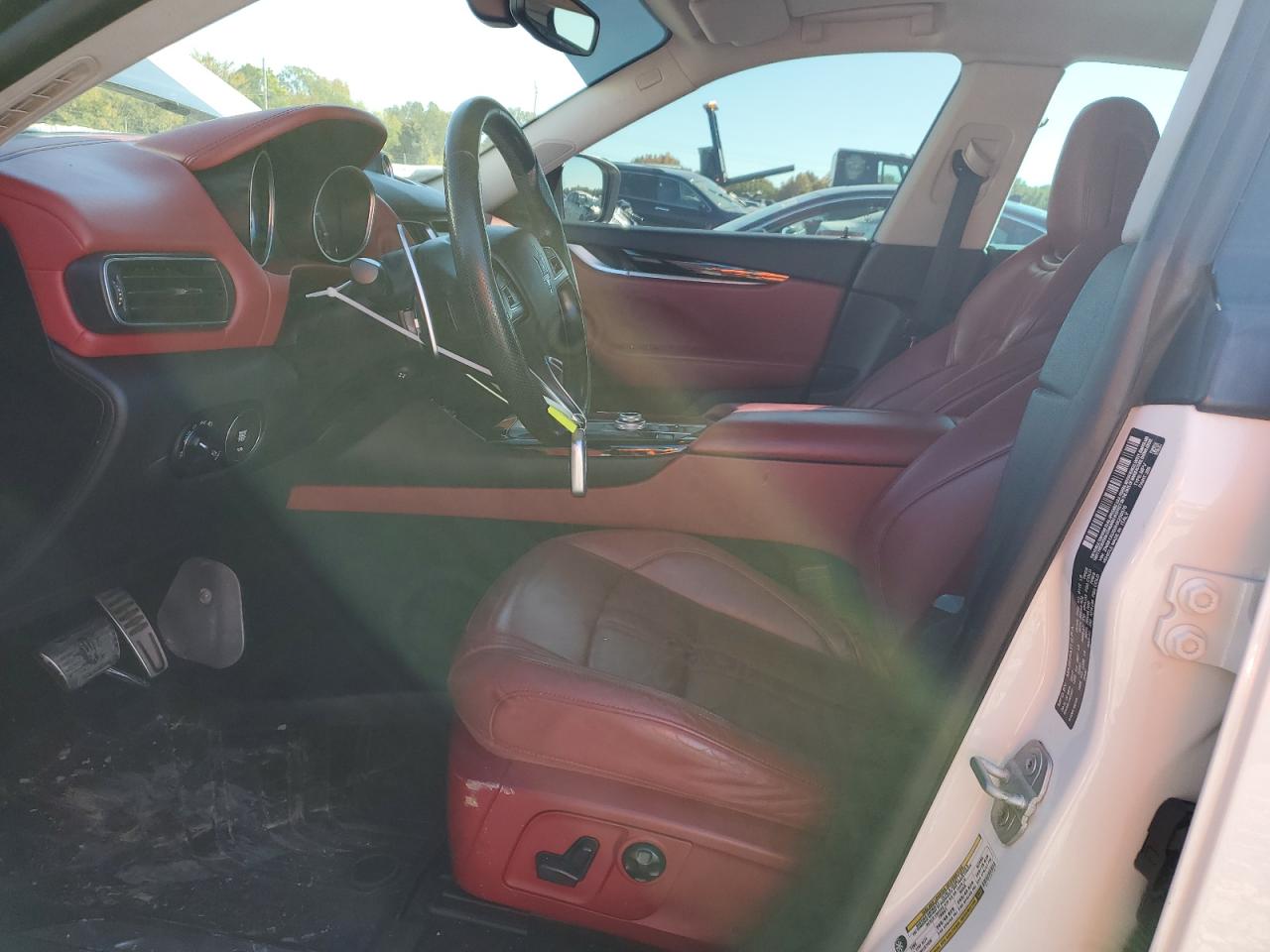 2017 Maserati Levante Sport VIN: ZN661XUS0HX250576 Lot: 91205895