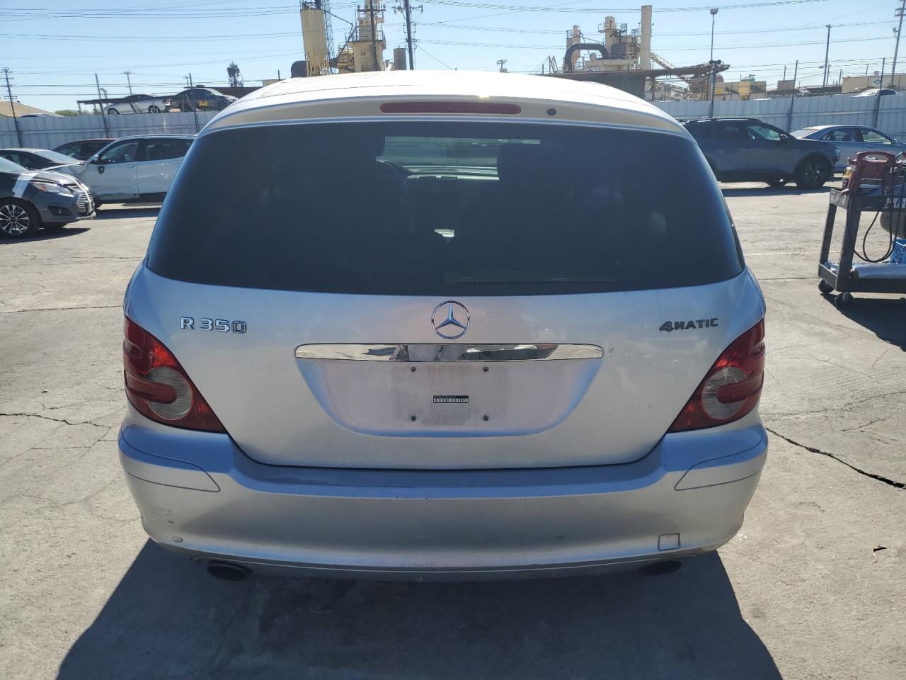 2006 Mercedes-Benz R 350 VIN: 4JGCB65E16A009352 Lot: 87258705