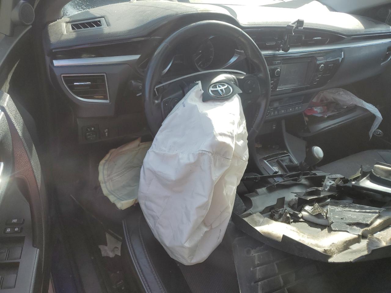 2015 Toyota Corolla L VIN: 2T1BURHEXFC414760 Lot: 85124775