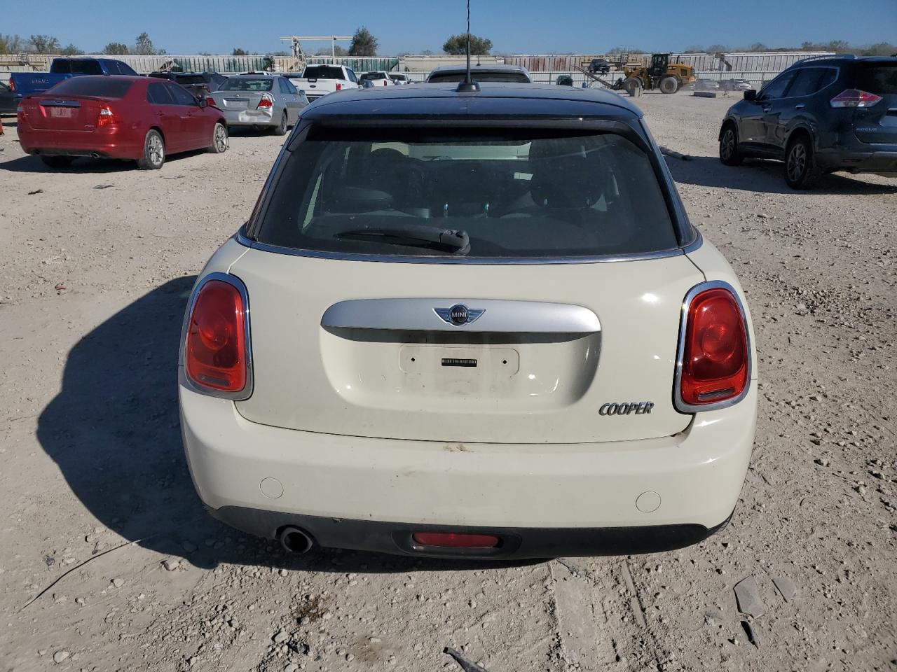 2015 Mini Cooper VIN: WMWXS5C59FT827576 Lot: 82661265