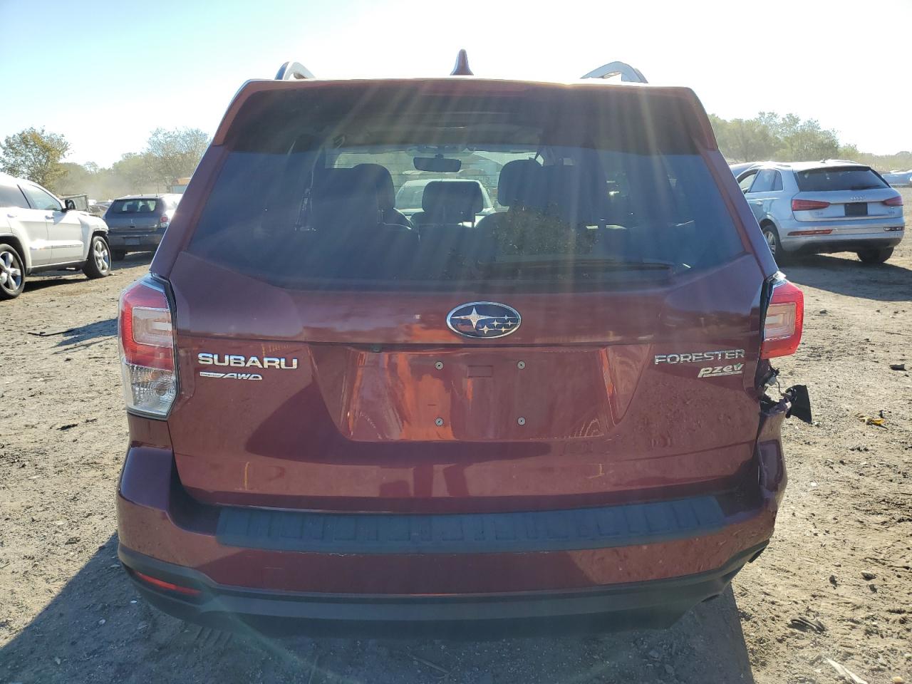 2017 Subaru Forester 2.5I Limited VIN: JF2SJAJC7HH416128 Lot: 86866725