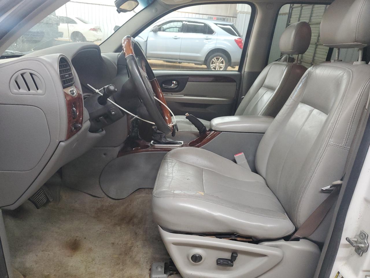 2005 GMC Envoy Denali VIN: 1GKES63M152388129 Lot: 82185075