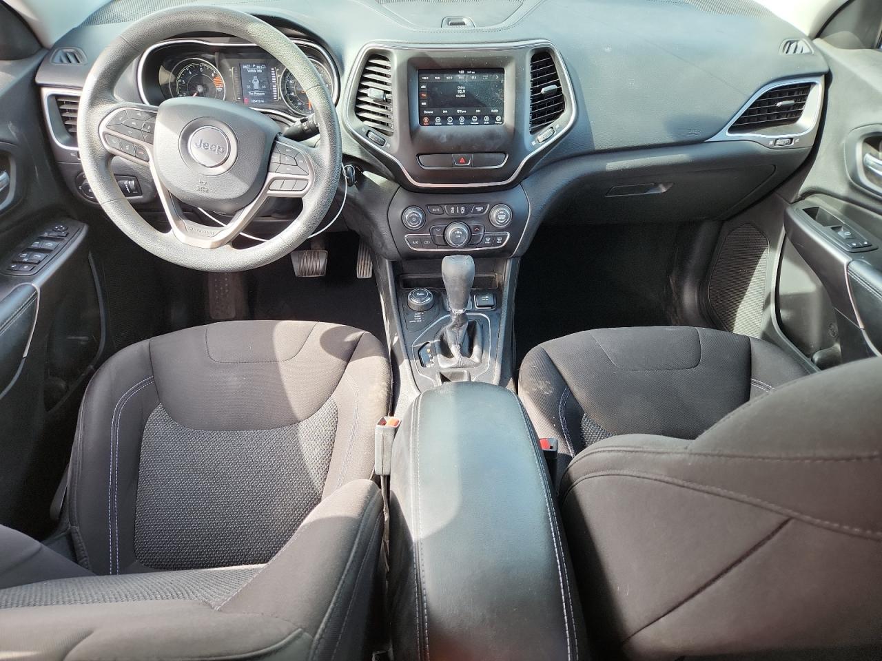 2019 Jeep Cherokee Latitude VIN: 1C4PJMCB5KD437116 Lot: 82453425