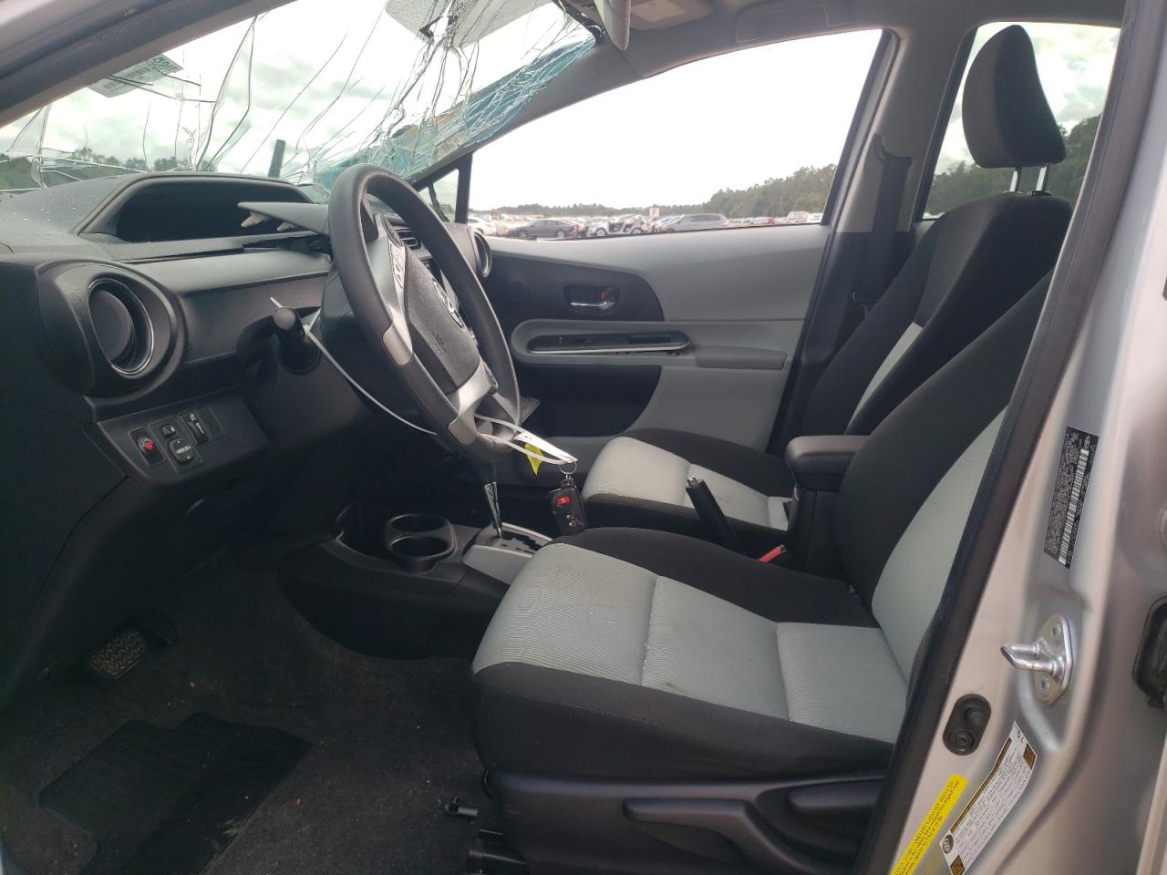 2014 Toyota Prius C VIN: JTDKDTB37E1059280 Lot: 85354175