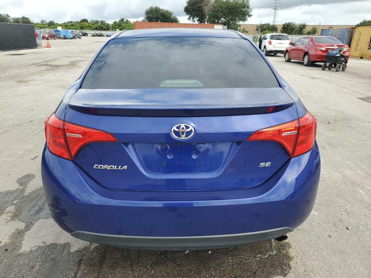 2018 Toyota Corolla L VIN: 5YFBURHE9JP792786 Lot: 85832855