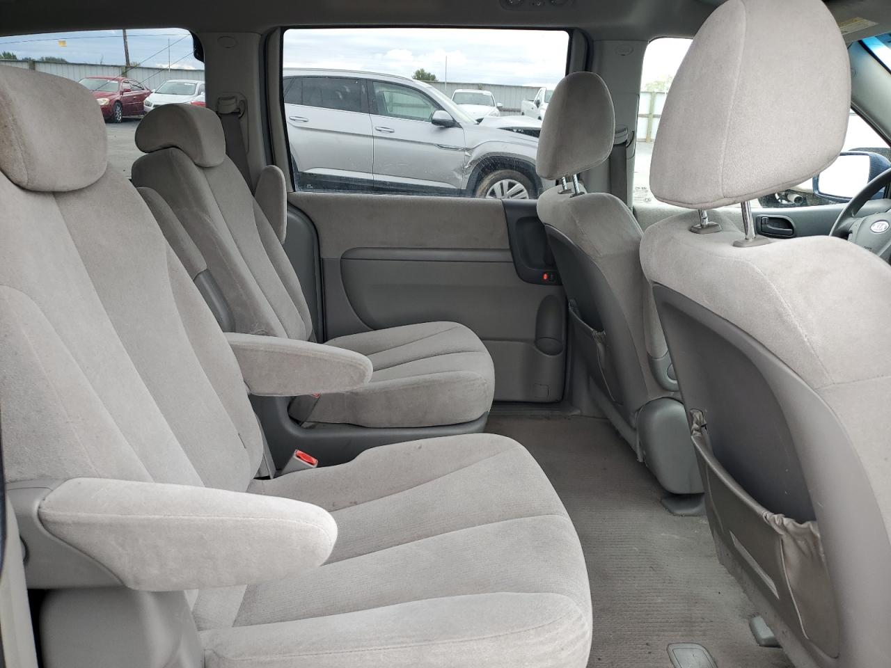 2006 Kia Sedona Ex VIN: KNDMB233566034356 Lot: 81780195