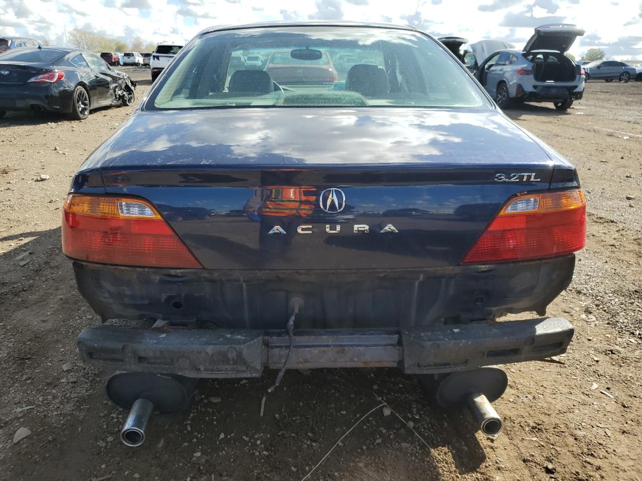 2000 Acura 3.2Tl VIN: 19UUA5669YA010122 Lot: 85705245
