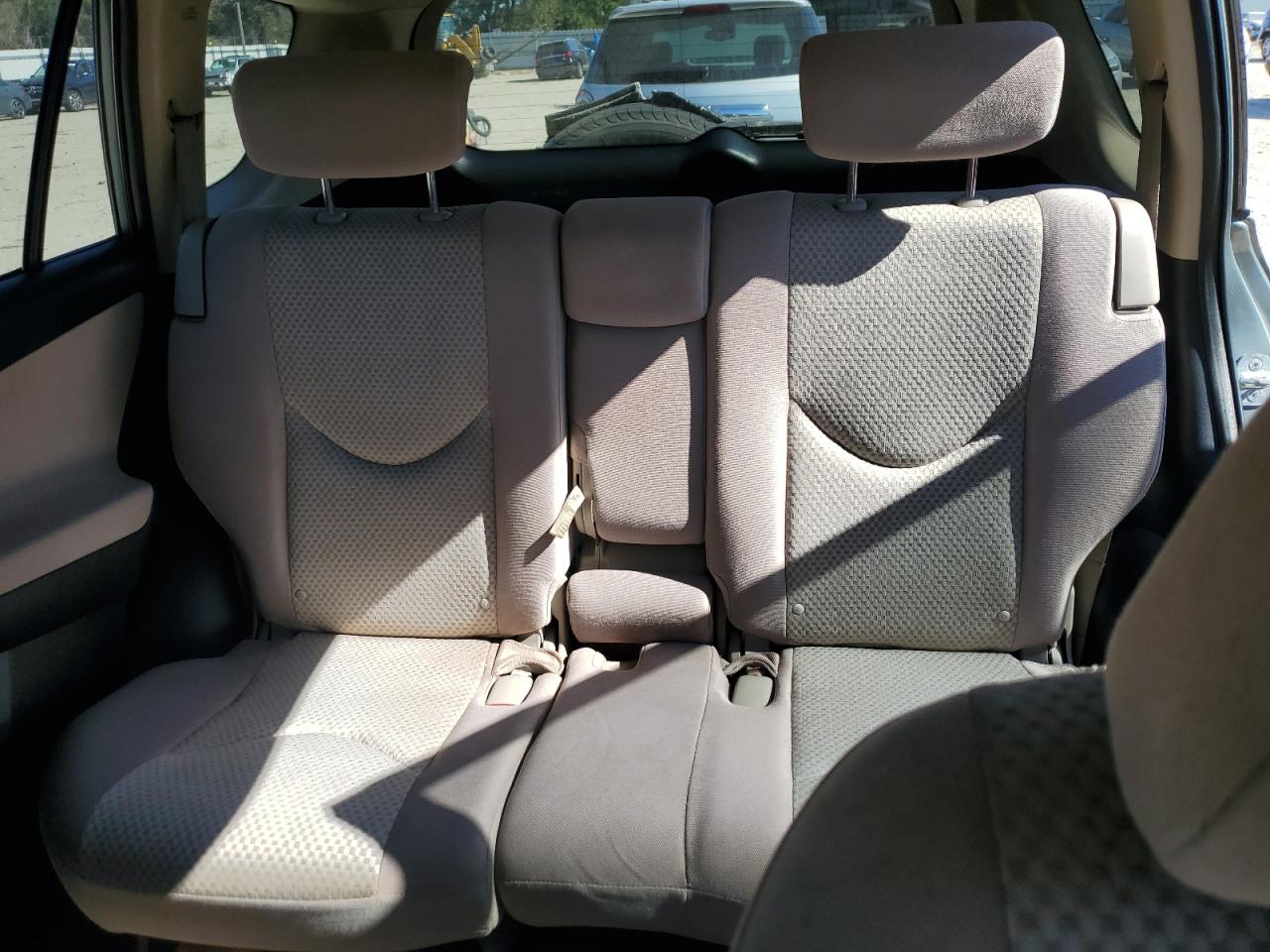 2007 Toyota Rav4 VIN: JTMZD33V076050621 Lot: 82695535