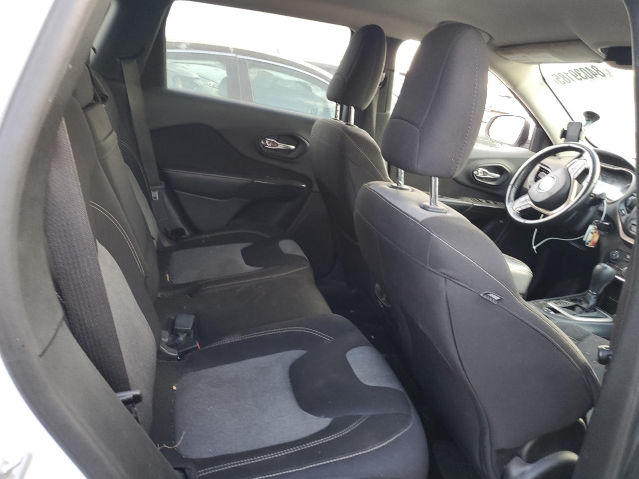 2014 Jeep Cherokee Latitude VIN: 1C4PJLCS7EW155126 Lot: 84039185