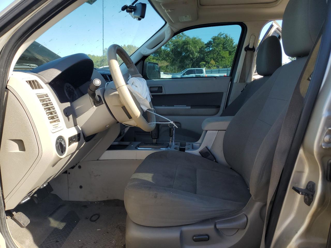 2010 Ford Escape Xlt VIN: 1FMCU0DG0AKA42095 Lot: 84938805