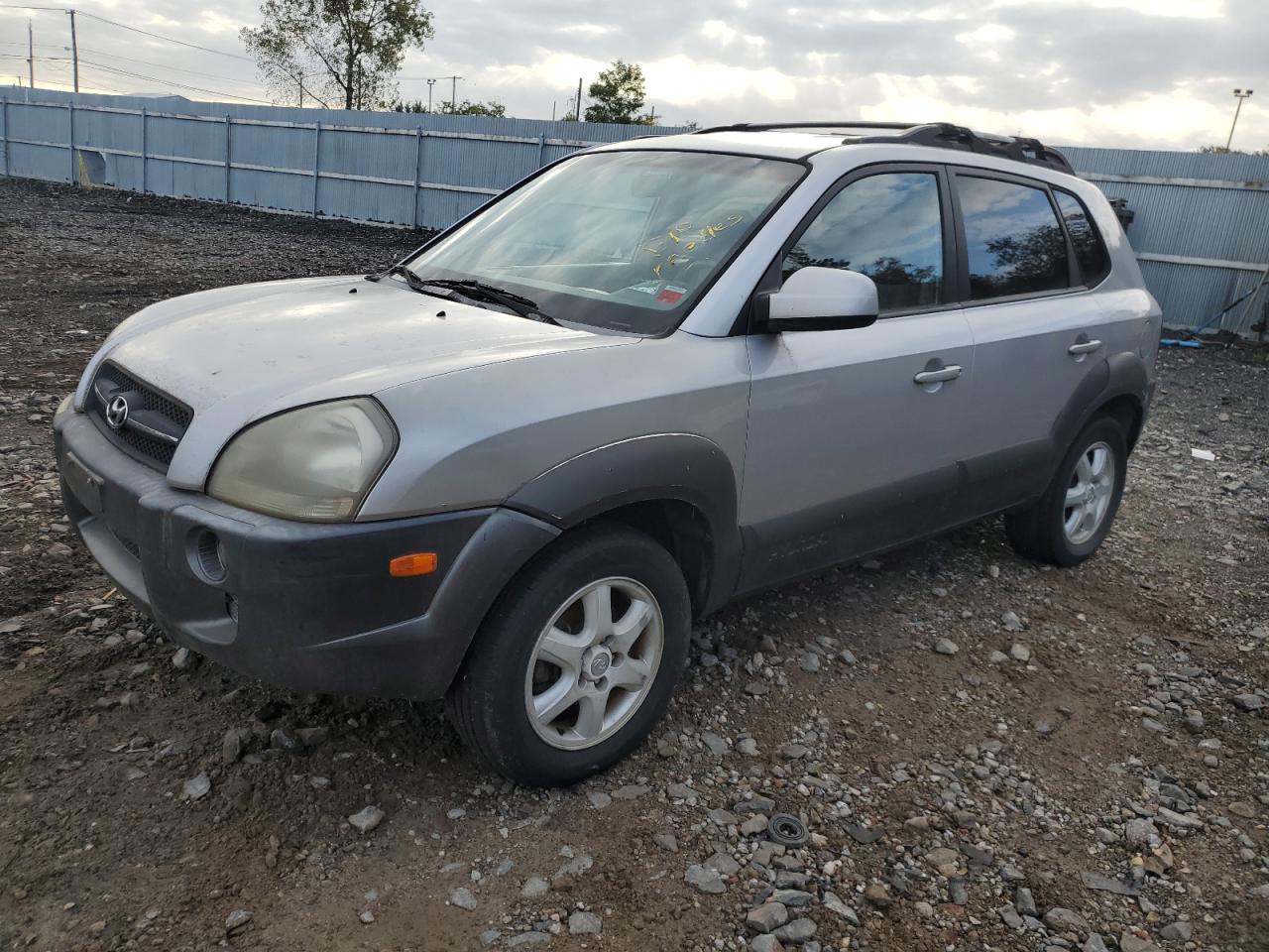 KM8JN12D45U223004 2005 Hyundai Tucson Gls 2005 Hyundai Tucson Gls VIN: KM8JN12D45U223004 Lot: 87411995