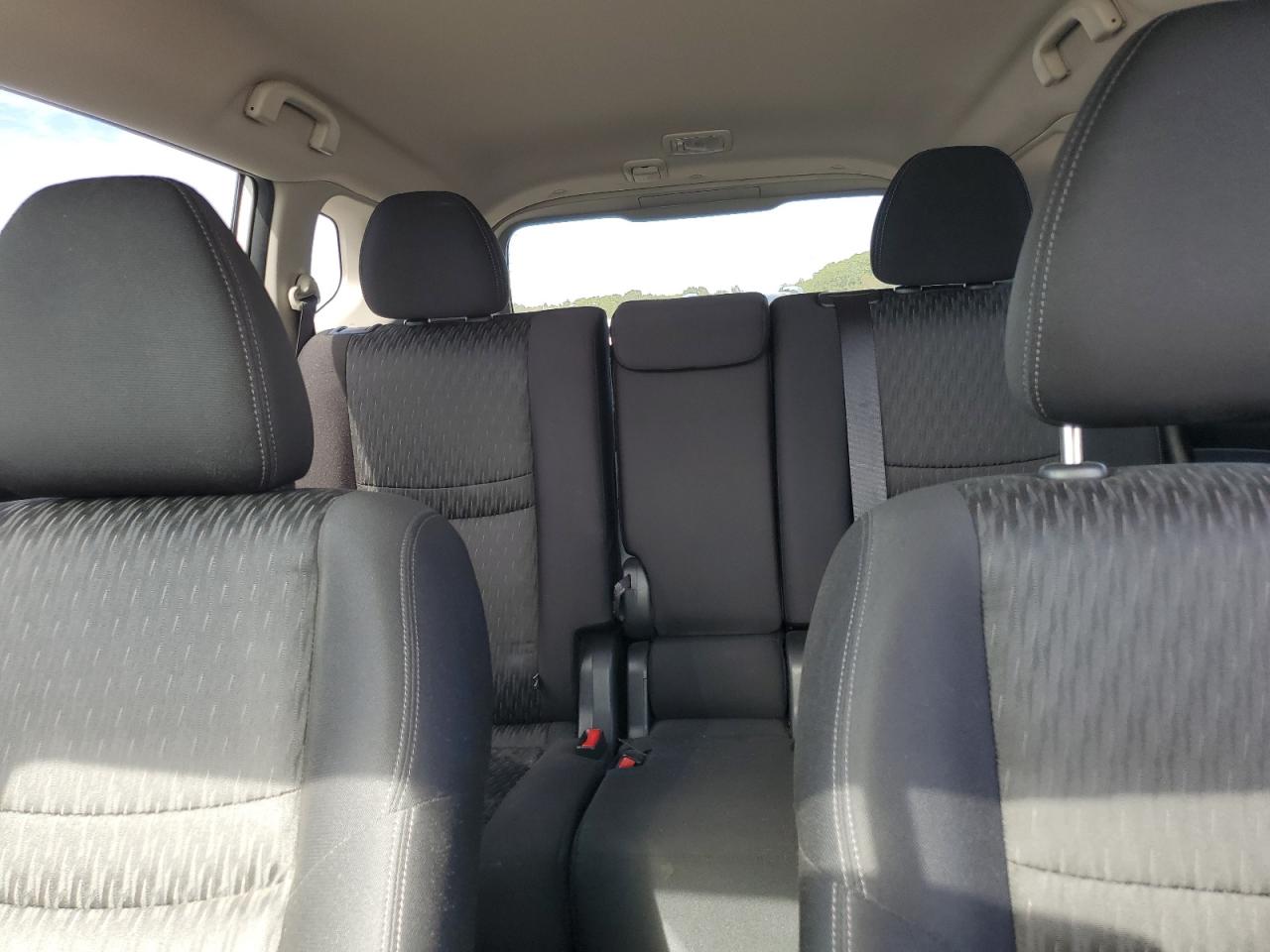 2018 Nissan Rogue S VIN: JN8AT2MV8JW354428 Lot: 85084315