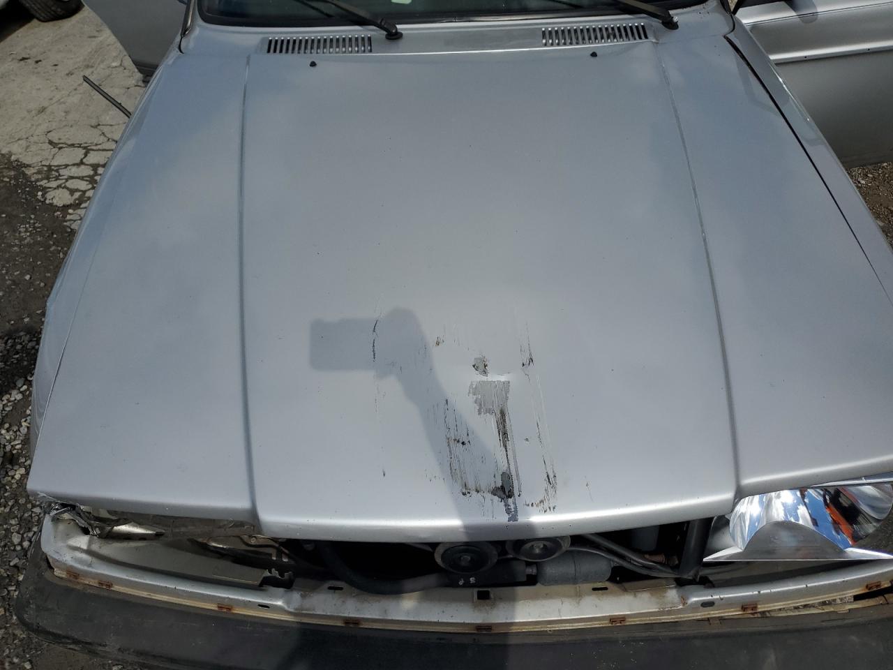 1989 Volvo 244 Dl VIN: YV1AX8842K1369083 Lot: 89806305