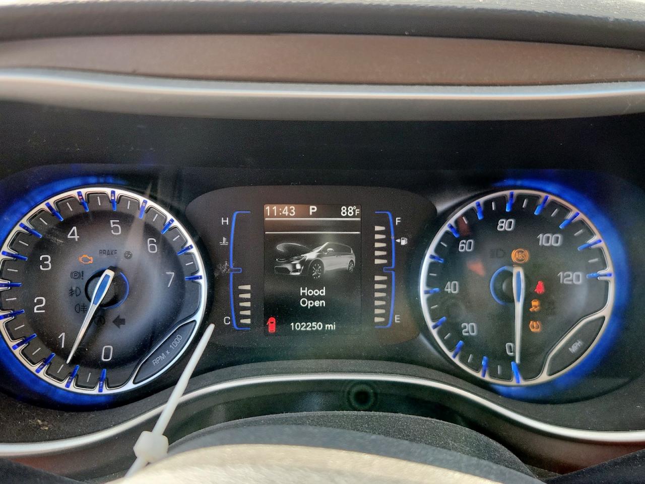 2018 Chrysler Pacifica Touring Plus VIN: 2C4RC1FG5JR227233 Lot: 85685975