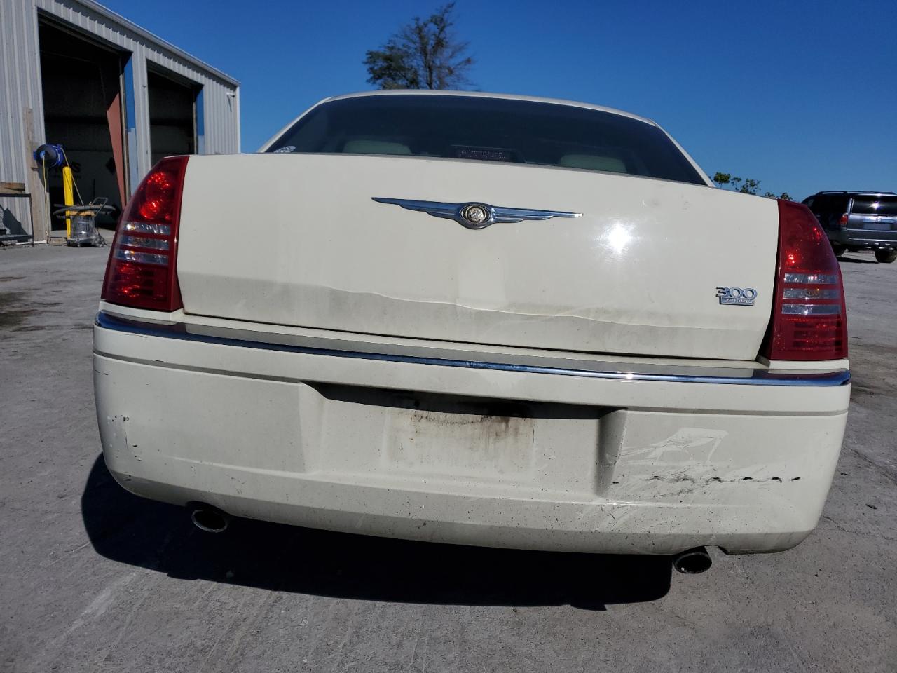 2006 Chrysler 300C VIN: 2C3KA63H96H258889 Lot: 84598315