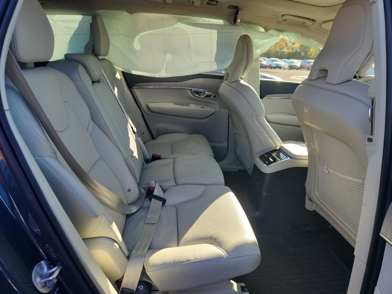 2024 Volvo Xc90 Plus VIN: YV4H60CE1R1233222 Lot: 85590825