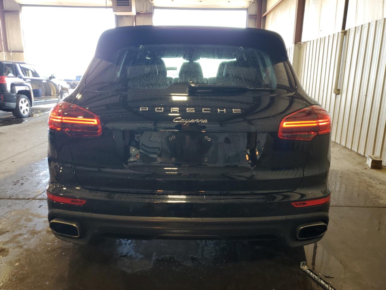 2018 Porsche Cayenne VIN: WP1AA2A2XJKA00833 Lot: 87026325