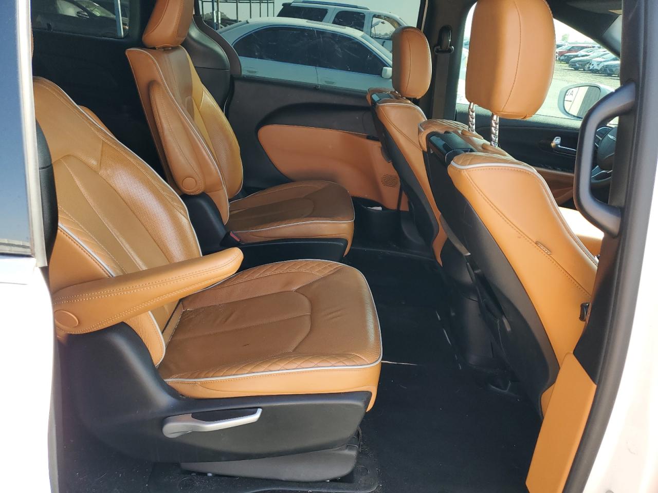 2022 Chrysler Pacifica Hybrid Pinnacle VIN: 2C4RC1N75NR234674 Lot: 82705285