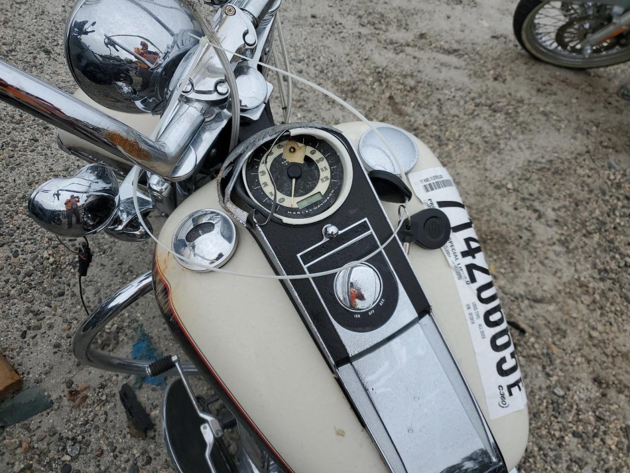 2011 Harley-Davidson Flstn VIN: 1HD1JD510BB013914 Lot: 71420665