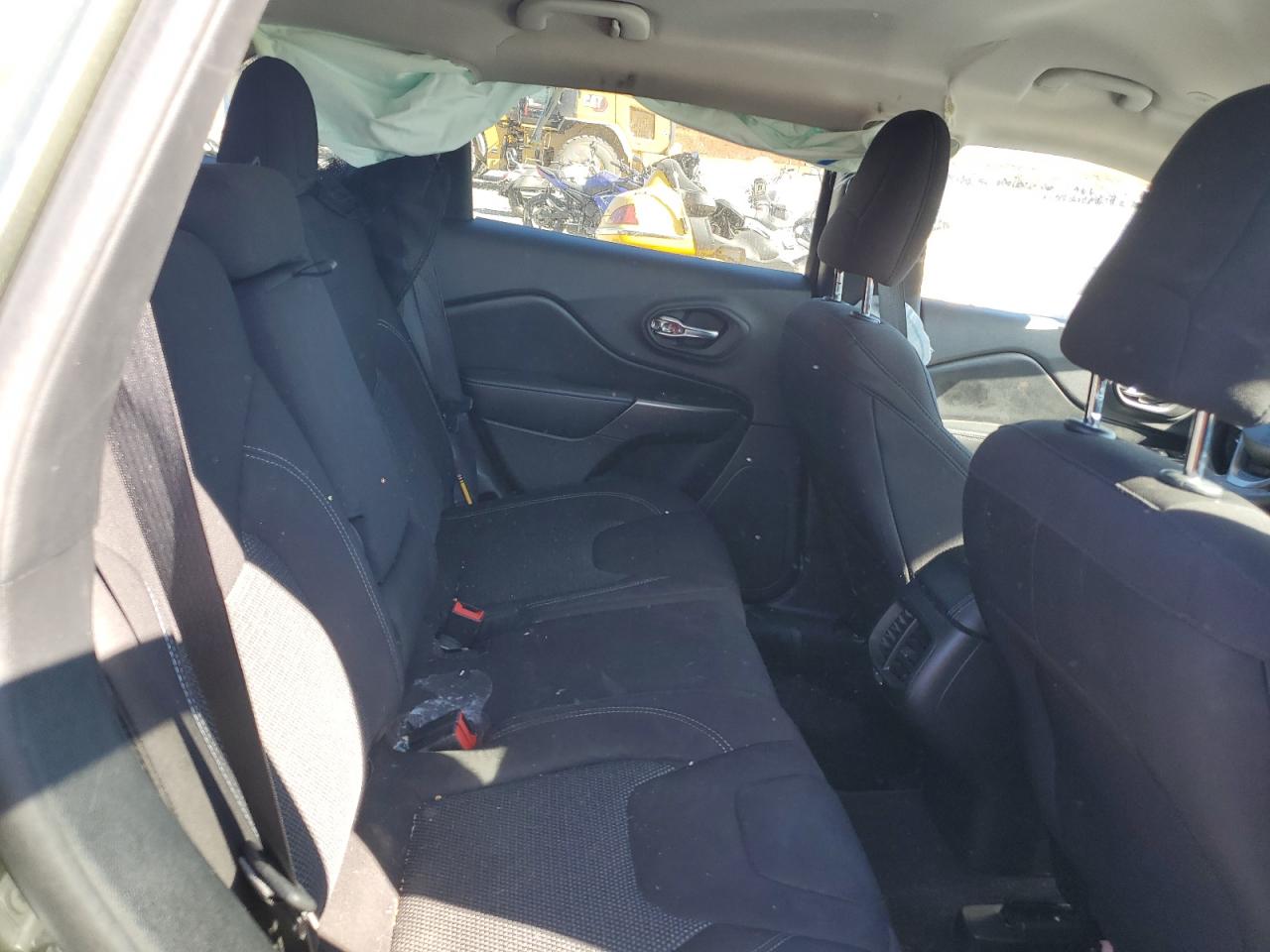 2020 Jeep Cherokee Latitude VIN: 1C4PJLCB1LD525382 Lot: 86704105