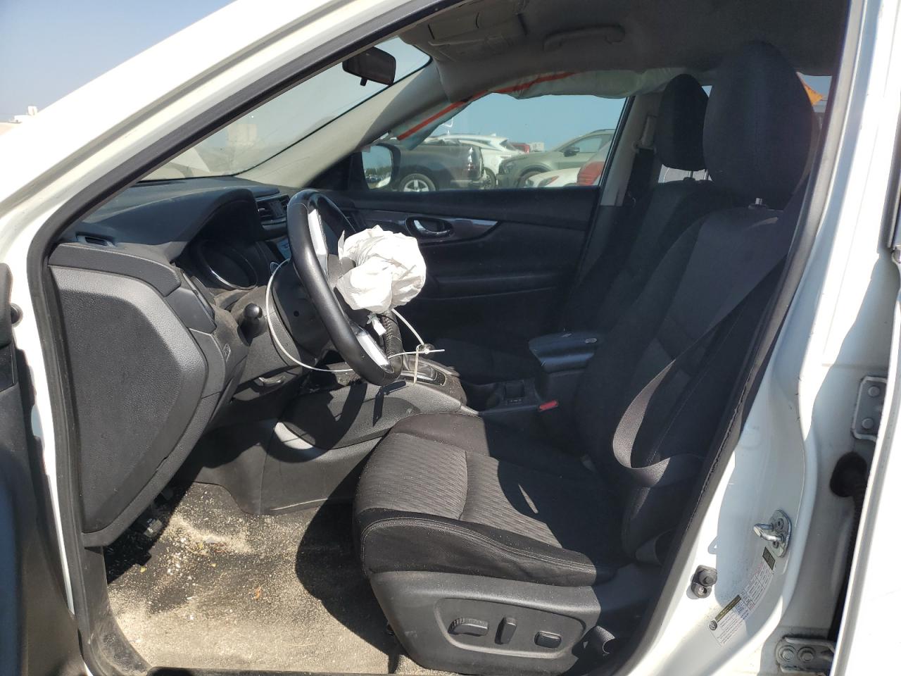 2017 Nissan Rogue S VIN: JN8AT2MT7HW132651 Lot: 81478435