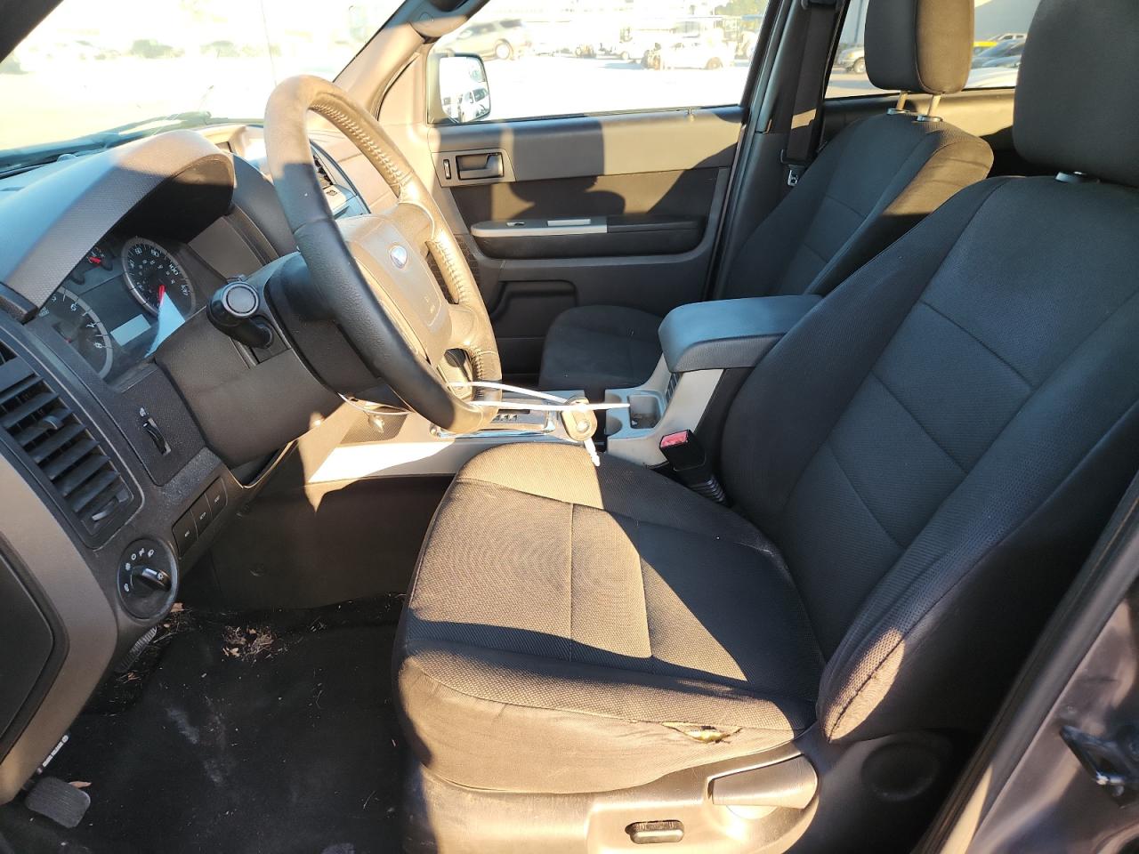 2010 Ford Escape Xlt VIN: 1FMCU0D74AKC05752 Lot: 86693065