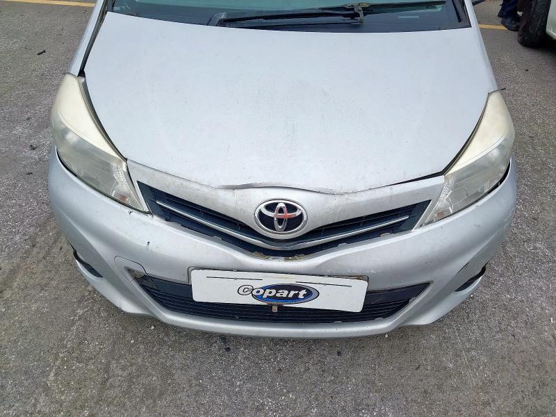2012 TOYOTA YARIS EDITION VVT-I 