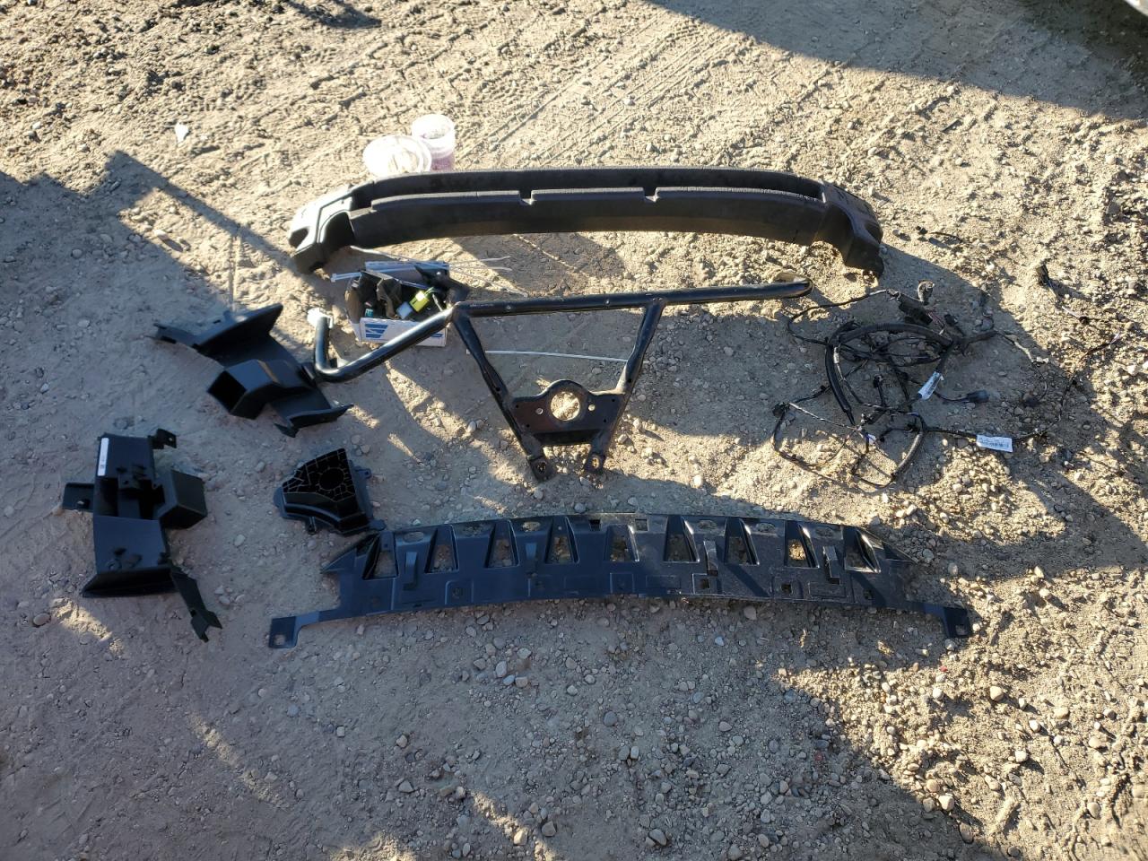 2018 Jaguar F-Pace R - Sport VIN: SADCL2FX0JA235065 Lot: 86181775