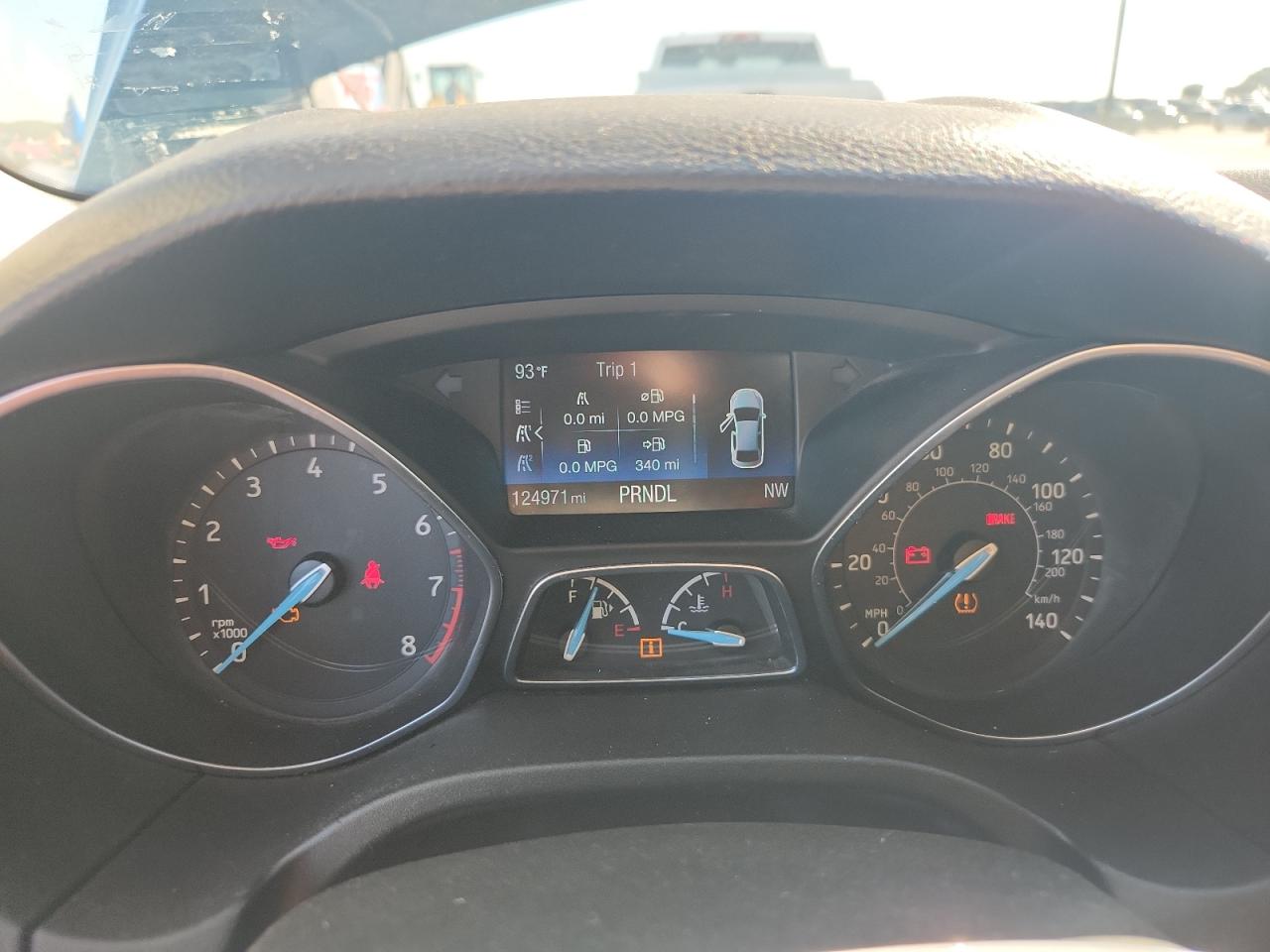 2018 Ford Focus Se VIN: 1FADP3F21JL210927 Lot: 82621365