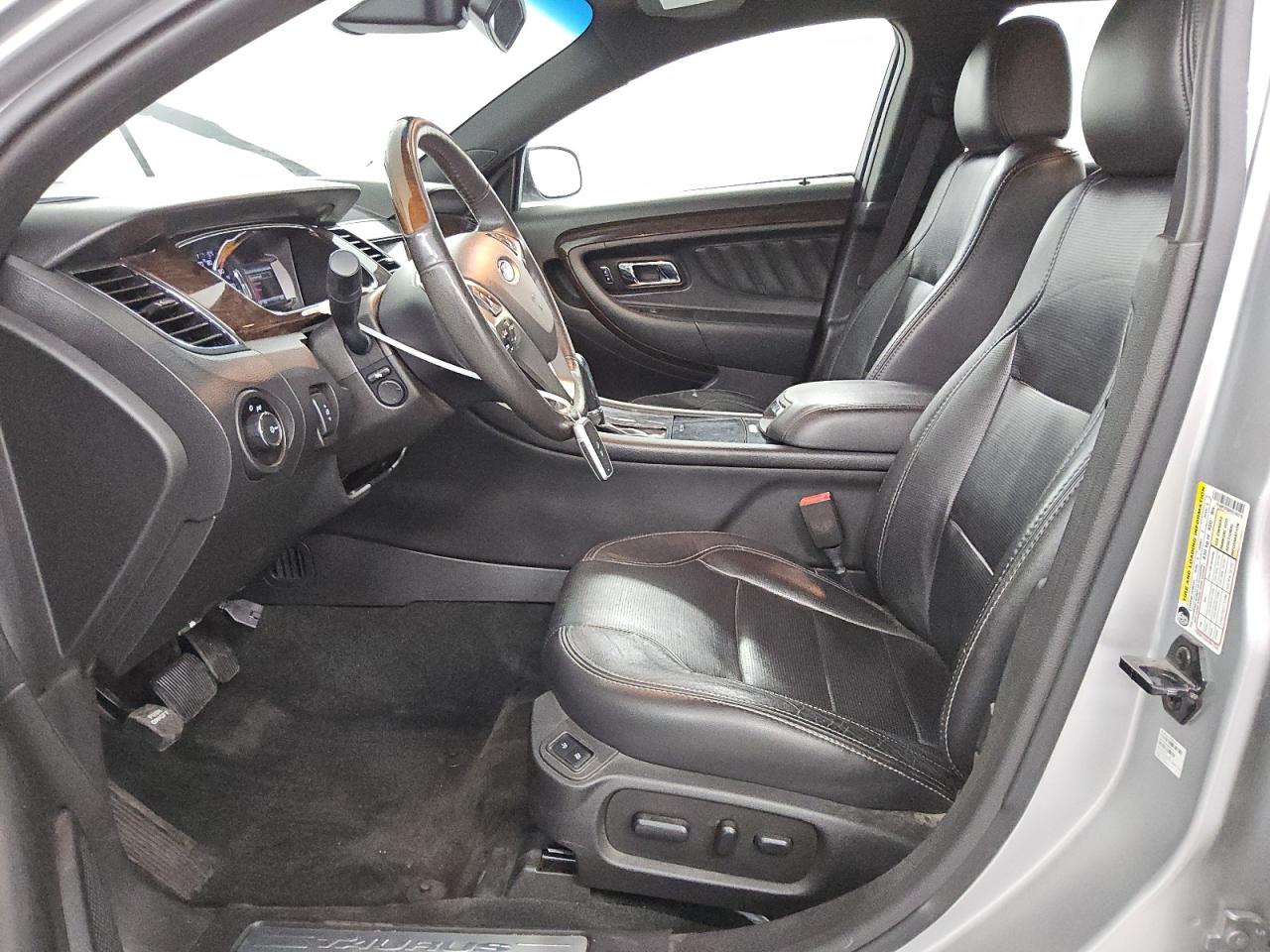 2017 Ford Taurus Limited VIN: 1FAHP2F8XHG104219 Lot: 84993265