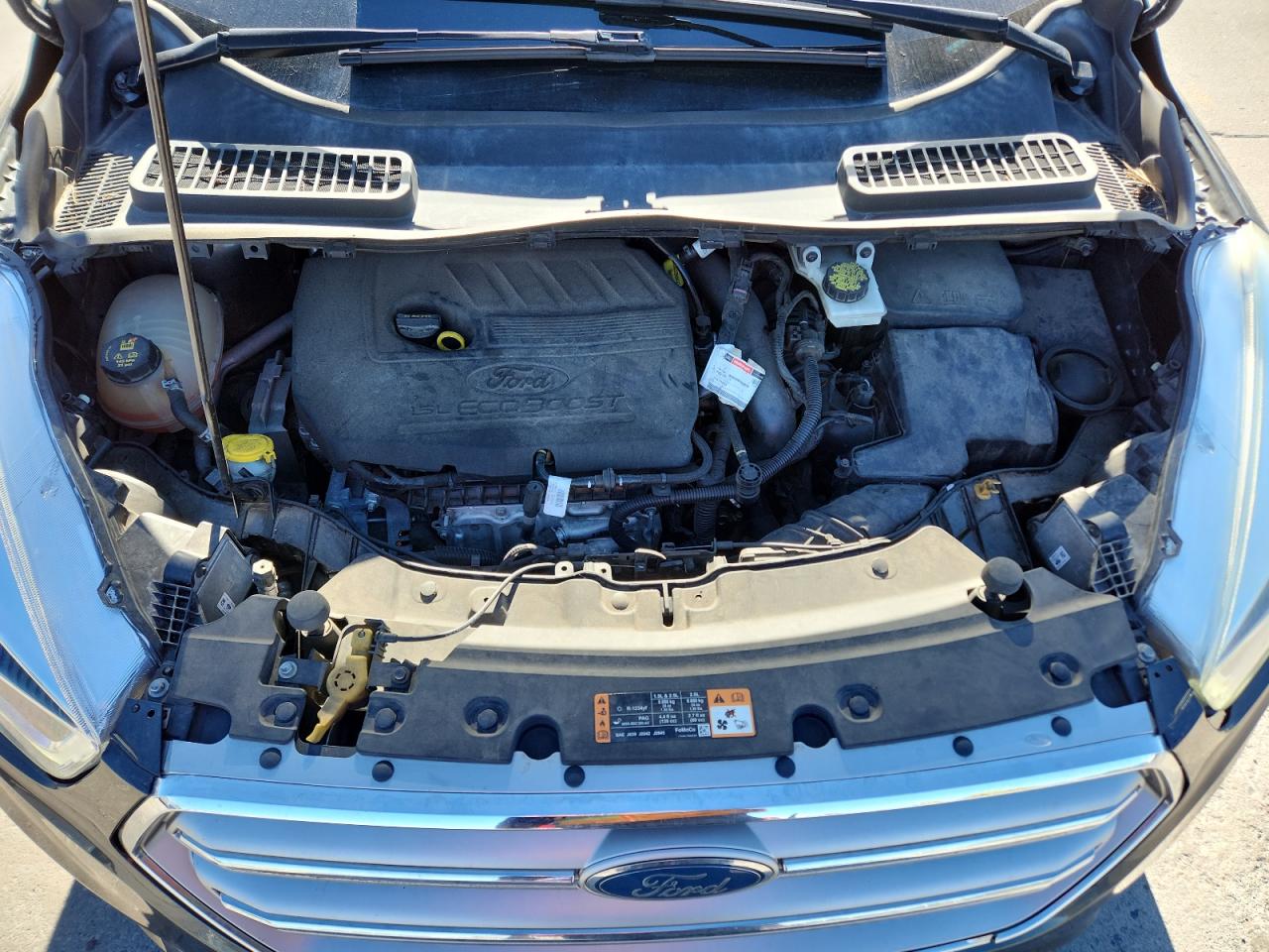 2017 Ford Escape Titanium VIN: 1FMCU0JD8HUB01810 Lot: 87097655