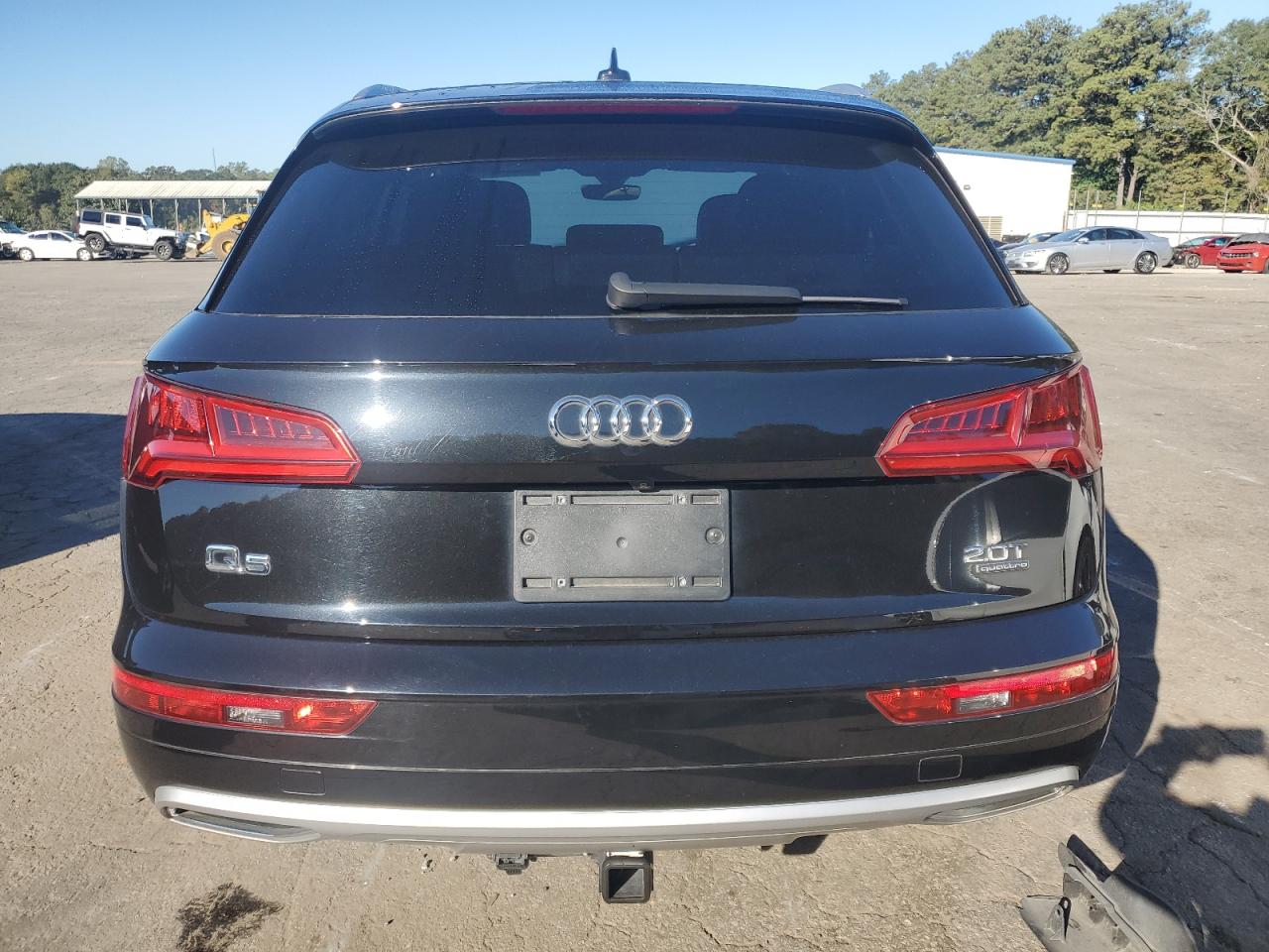 2018 Audi Q5 Premium VIN: WA1ANAFY6J2040639 Lot: 86186555