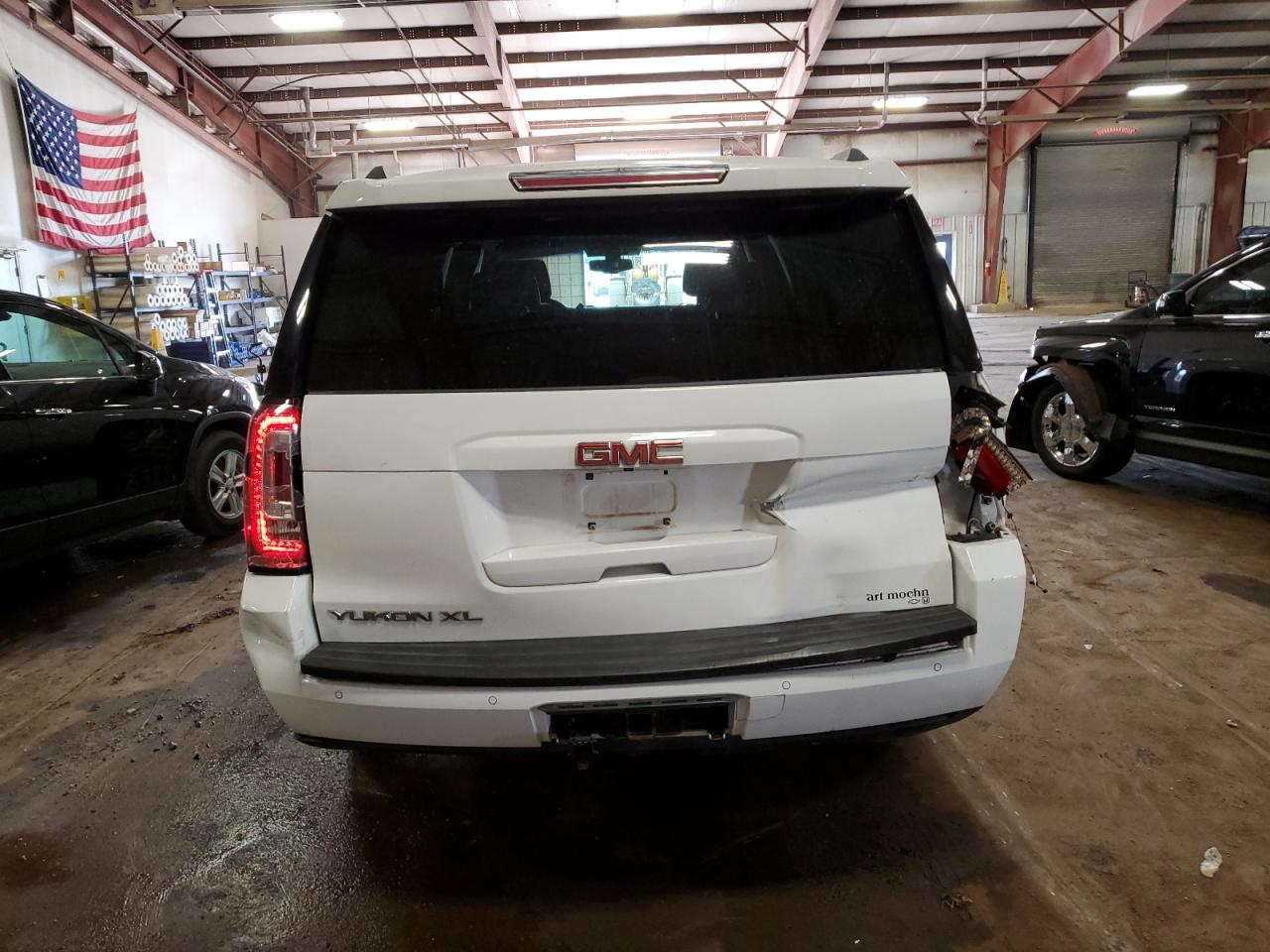 2015 GMC Yukon Xl K1500 Sle VIN: 1GKS2GKCXFR171401 Lot: 85306405