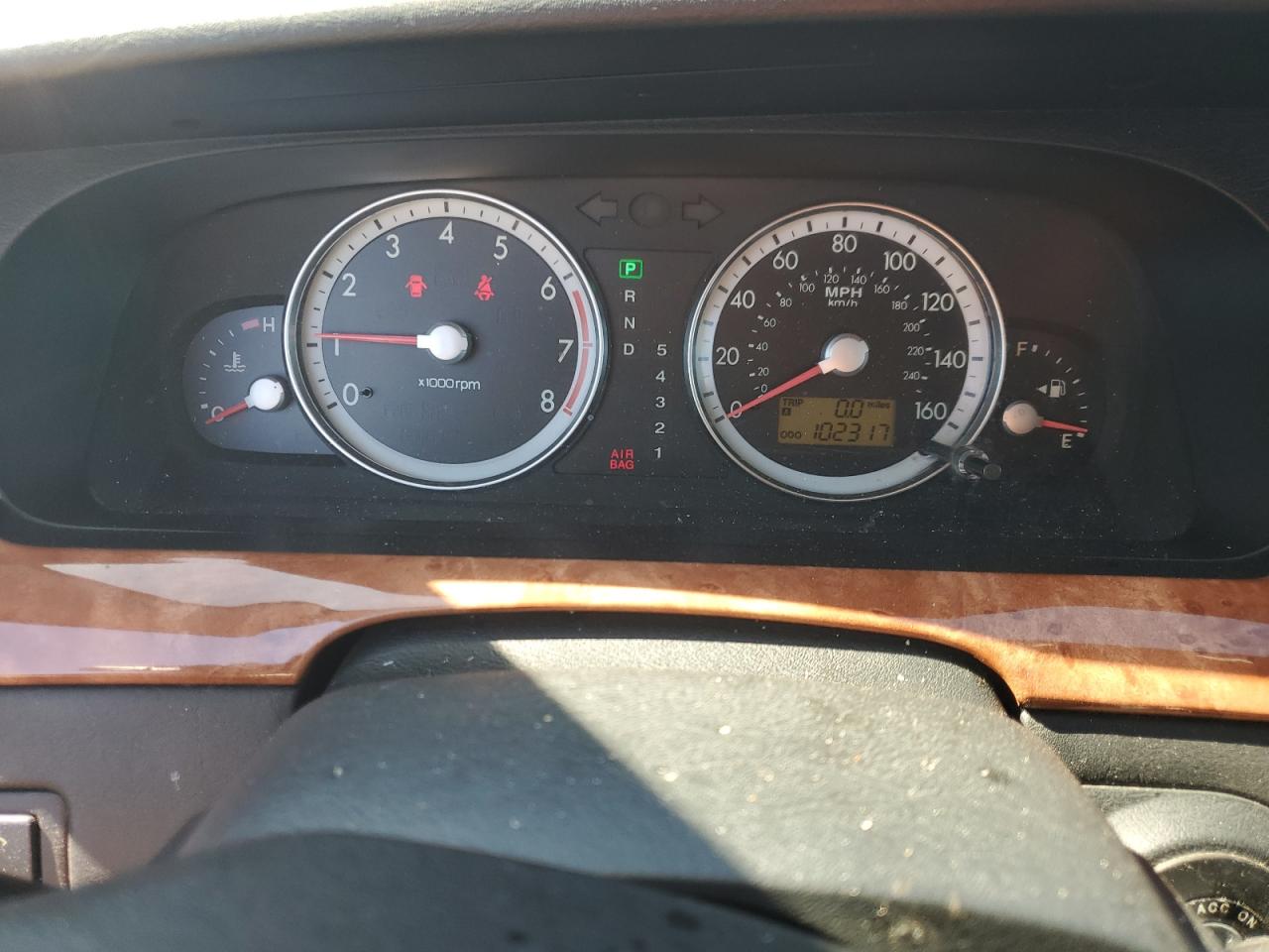 2004 Kia Amanti VIN: KNALD124145046241 Lot: 87048105