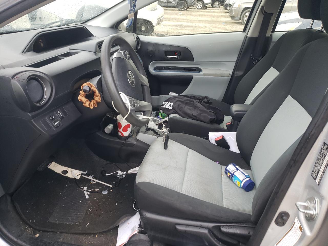 2013 Toyota Prius C VIN: JTDKDTB37D1540502 Lot: 90568585