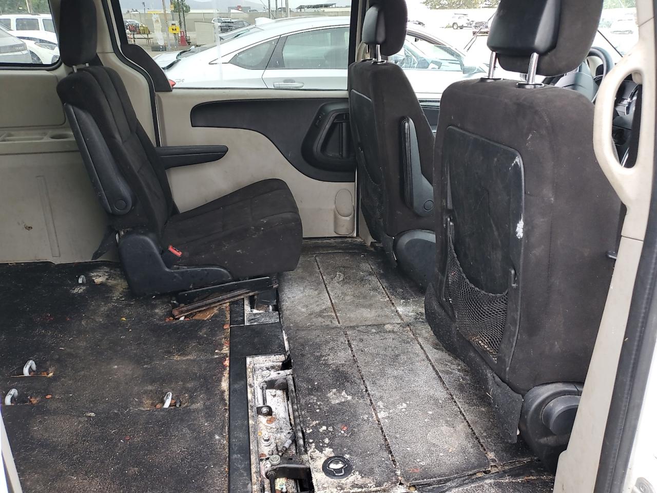 2012 Dodge Grand Caravan Se VIN: 2C4RDGBG0CR351712 Lot: 82432635