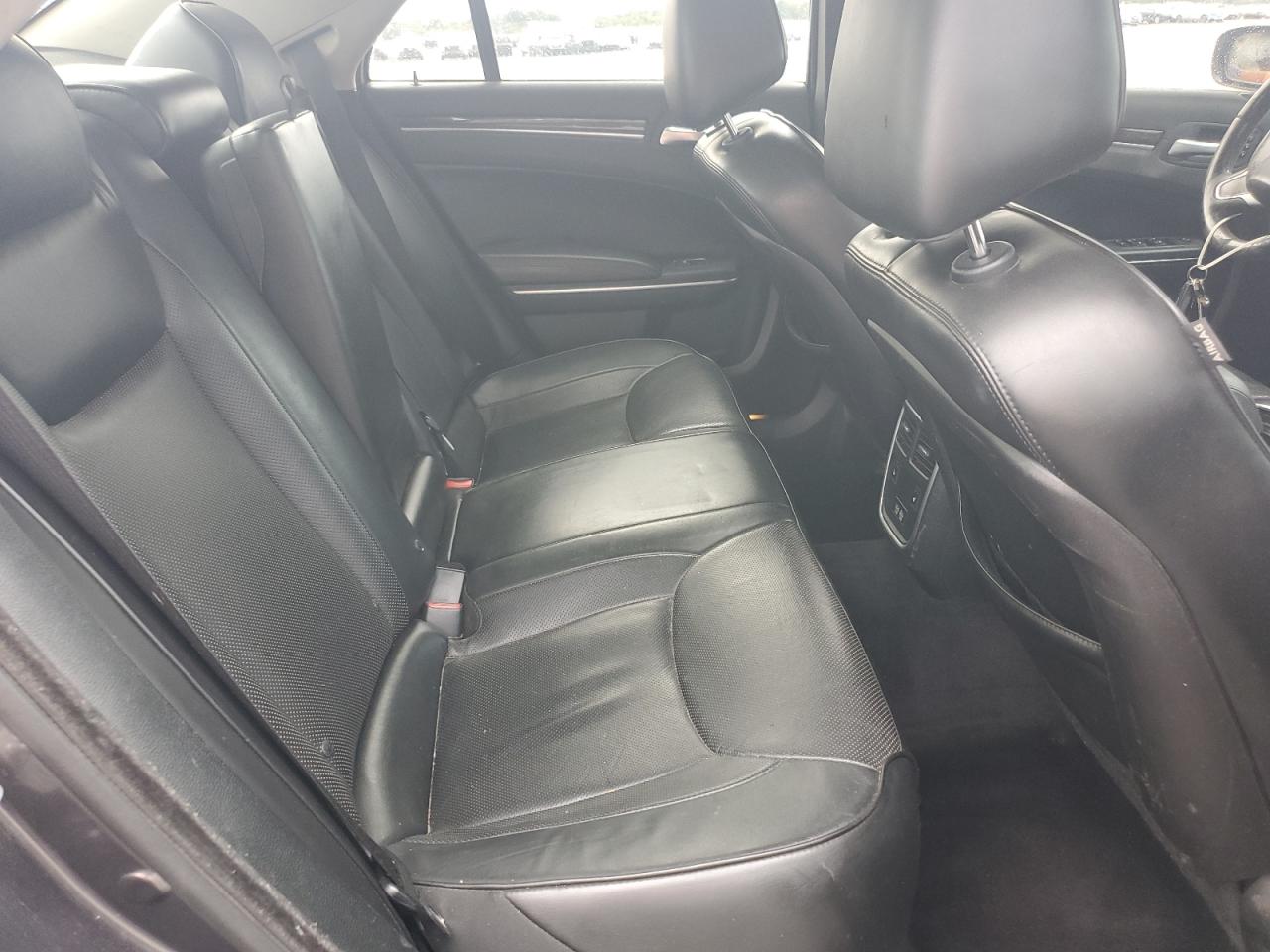 2018 Chrysler 300 Limited VIN: 2C3CCAEG7JH193619 Lot: 82243035