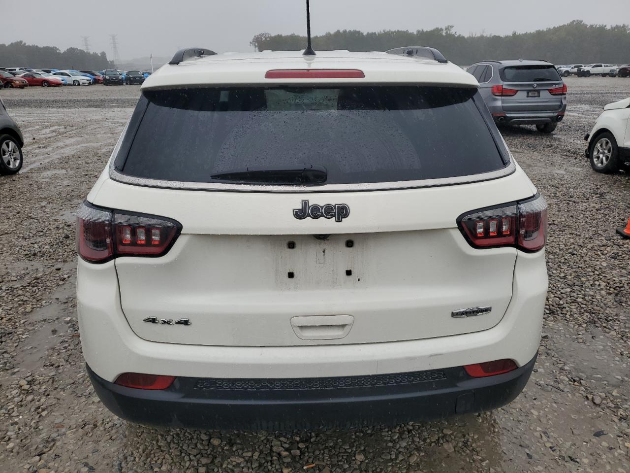 2018 Jeep Compass Latitude VIN: 3C4NJDBB7JT147266 Lot: 90531915