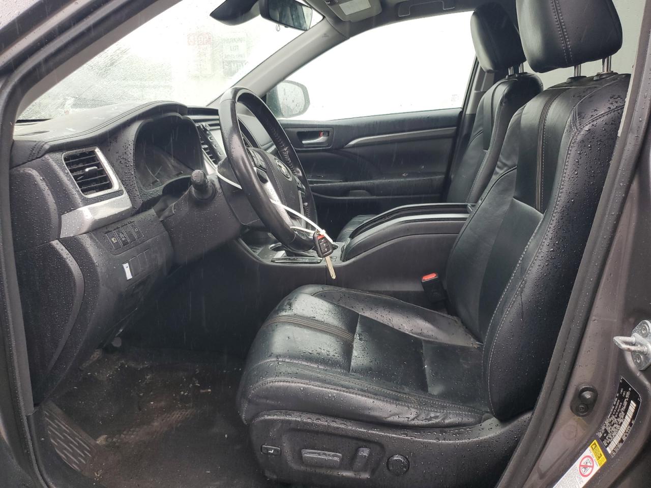 2017 Toyota Highlander Se VIN: 5TDJZRFH8HS371637 Lot: 84595555