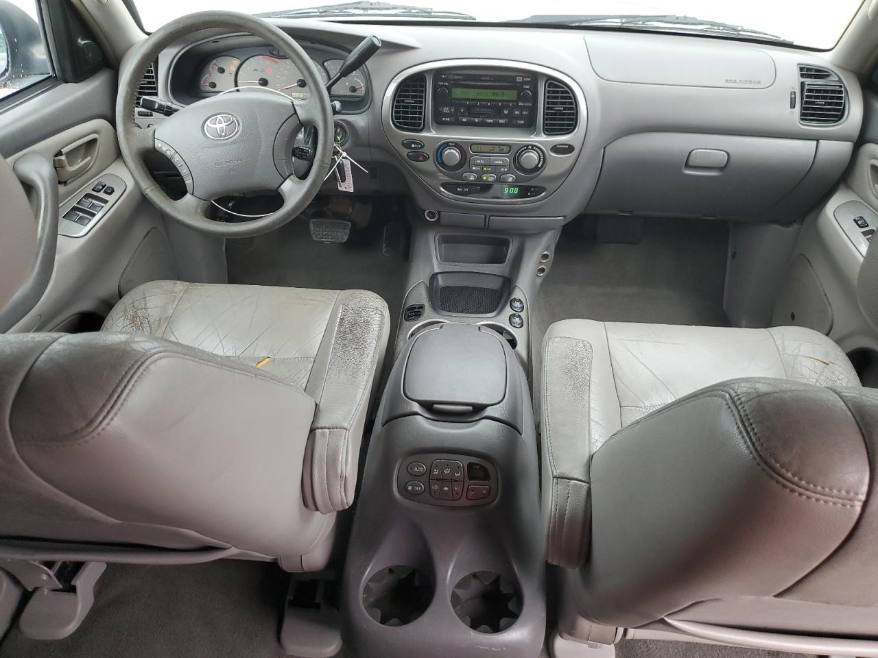 2004 Toyota Sequoia Limited VIN: 5TDZT38A74S226651 Lot: 84810355