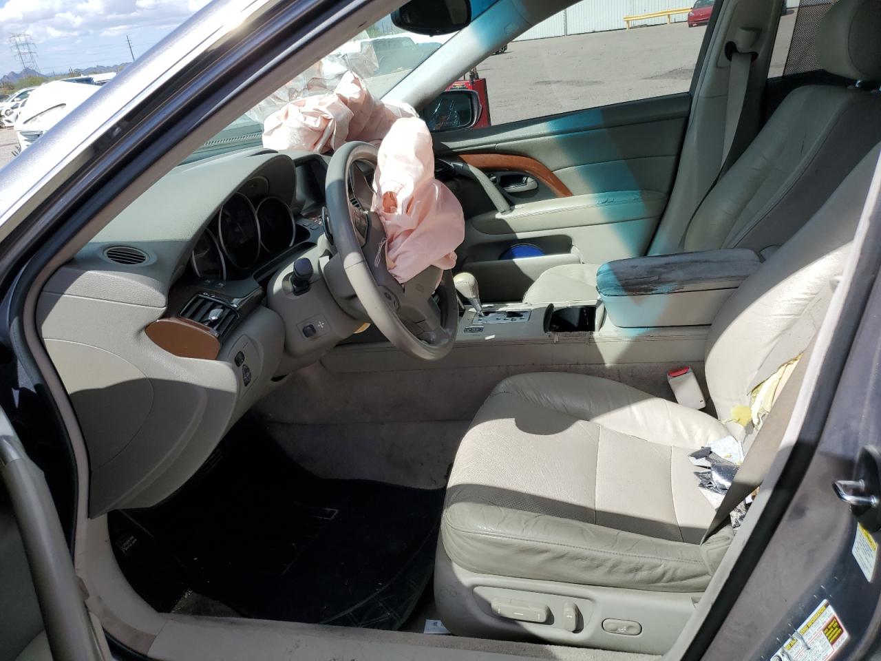 2005 Acura Rl VIN: JH4KB16525C013915 Lot: 87257025