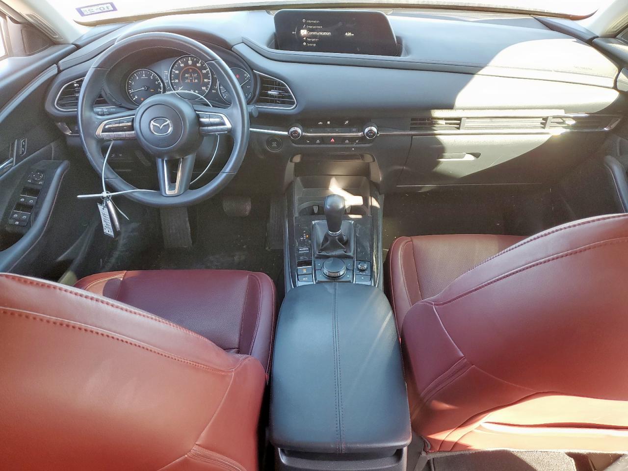 2022 Mazda Cx-30 Preferred VIN: 3MVDMBCL6NM421750 Lot: 87251175