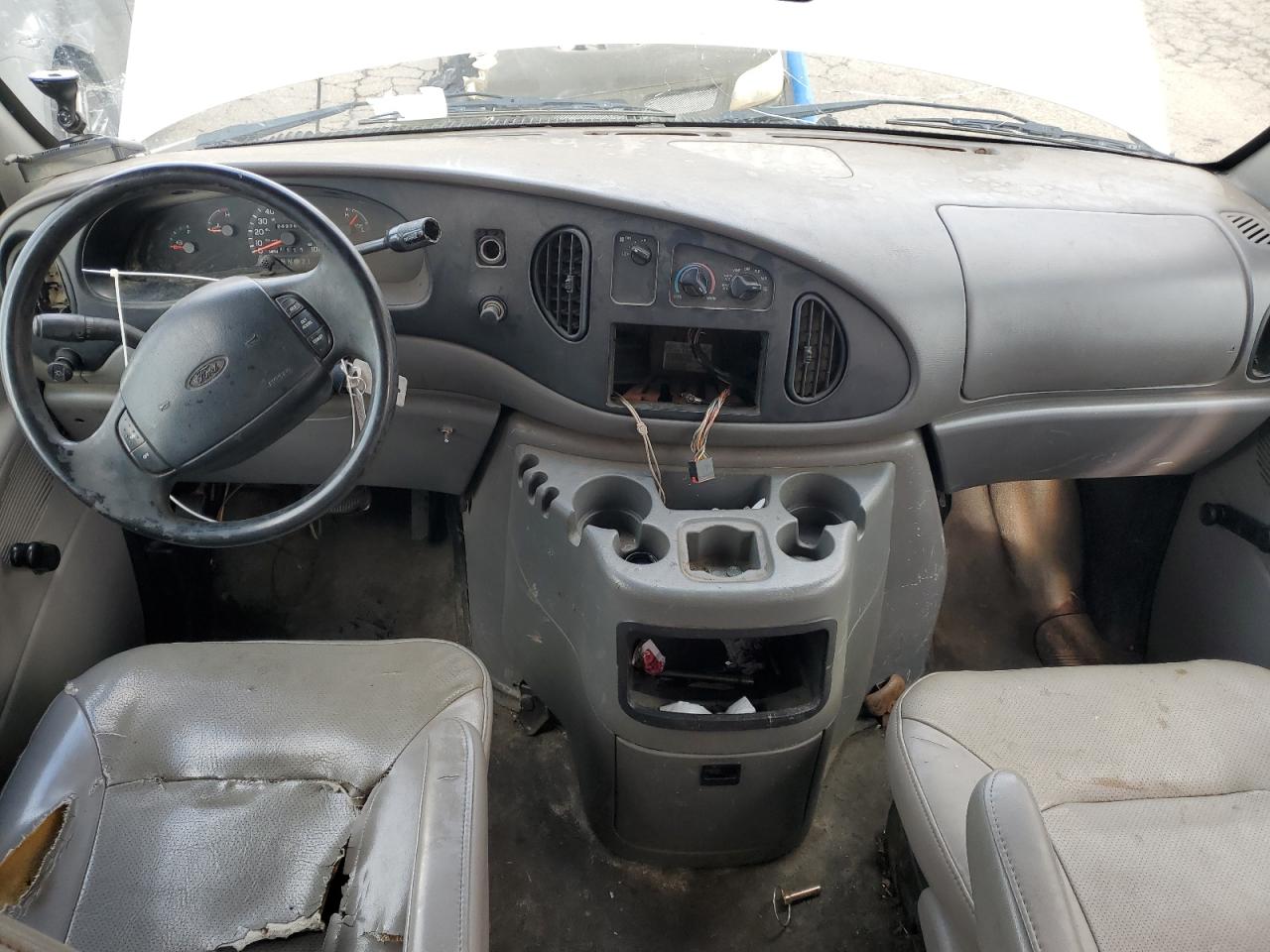 2000 Ford Econoline E250 Van VIN: 1FTNS24L6YHB22441 Lot: 89921685