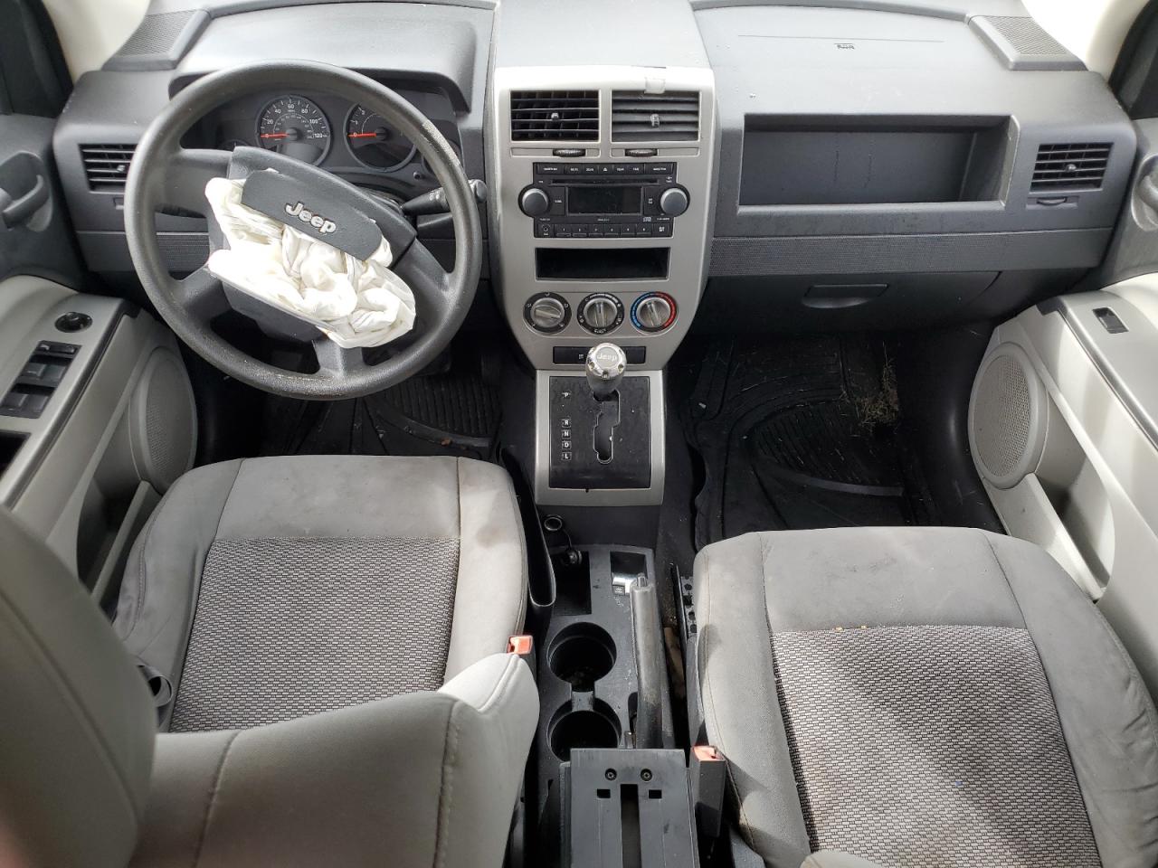 2007 Jeep Compass VIN: 1J8FF47W87D586341 Lot: 82275645