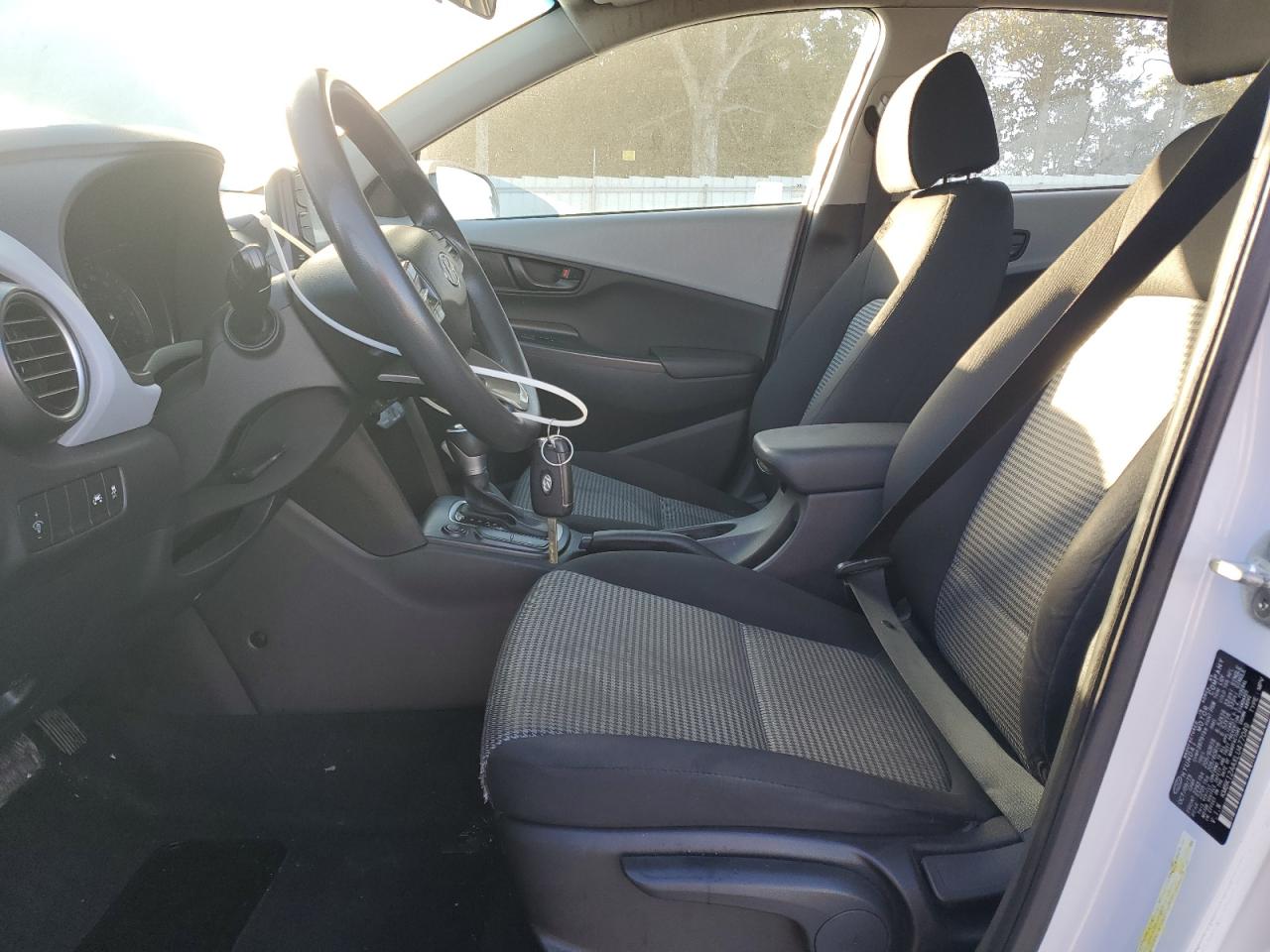 2020 Hyundai Kona Se VIN: KM8K12AAXLU477049 Lot: 86161965