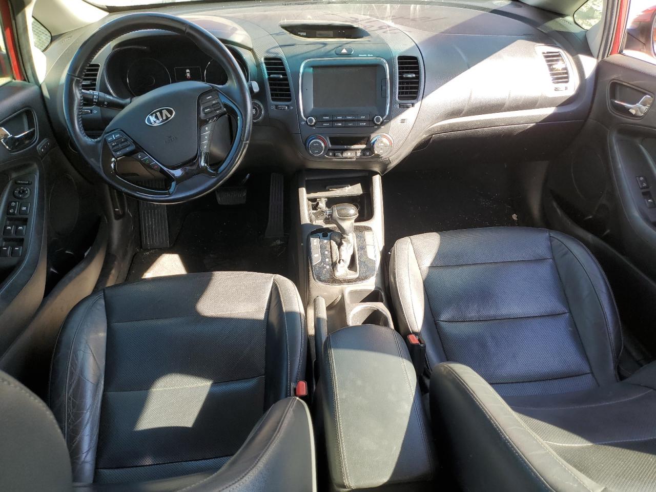 2017 Kia Forte Ex VIN: 3KPFN4A88HE092923 Lot: 89502175