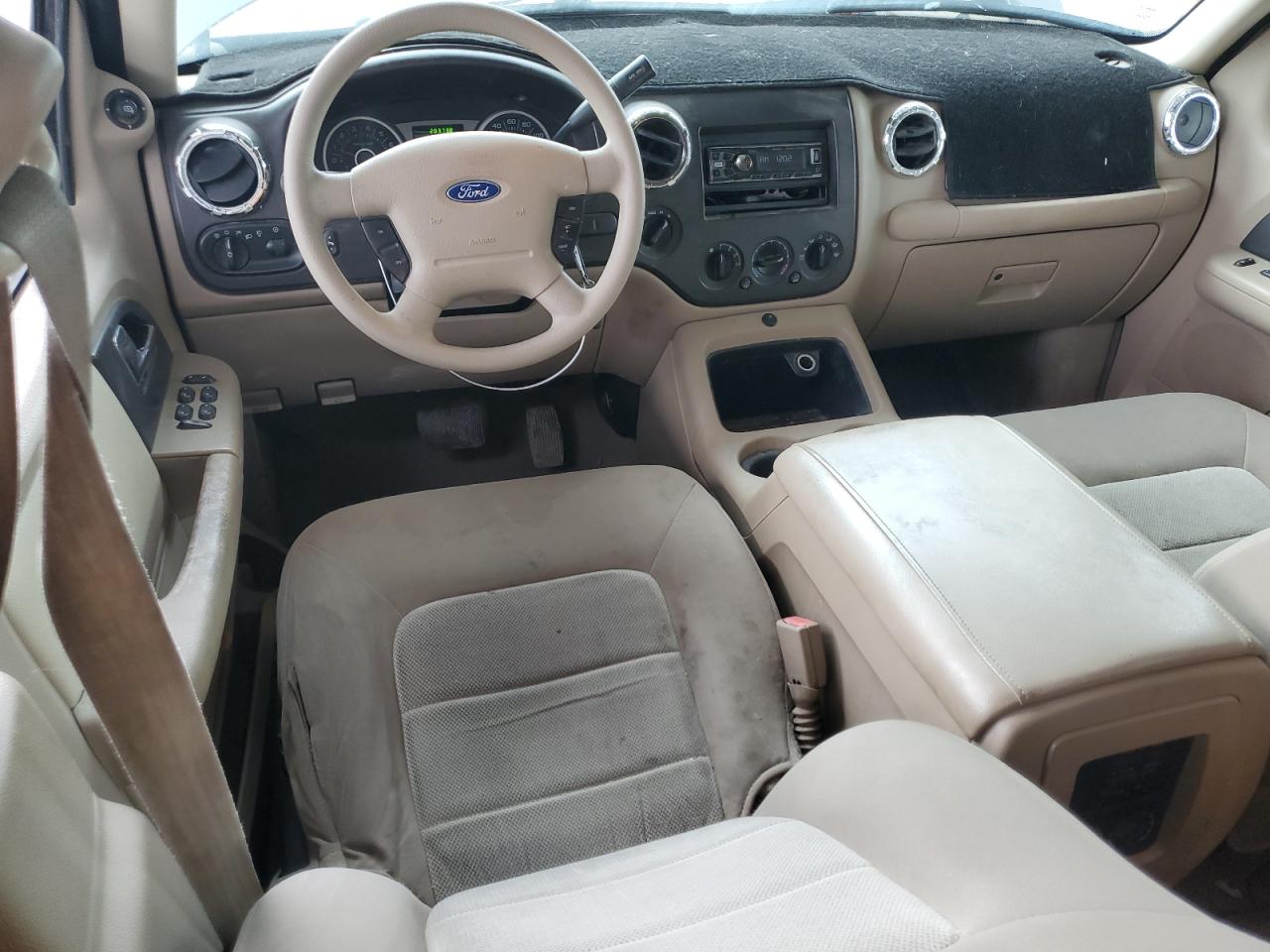 2005 Ford Expedition Xlt VIN: 1FMPU16575LA28312 Lot: 85506995