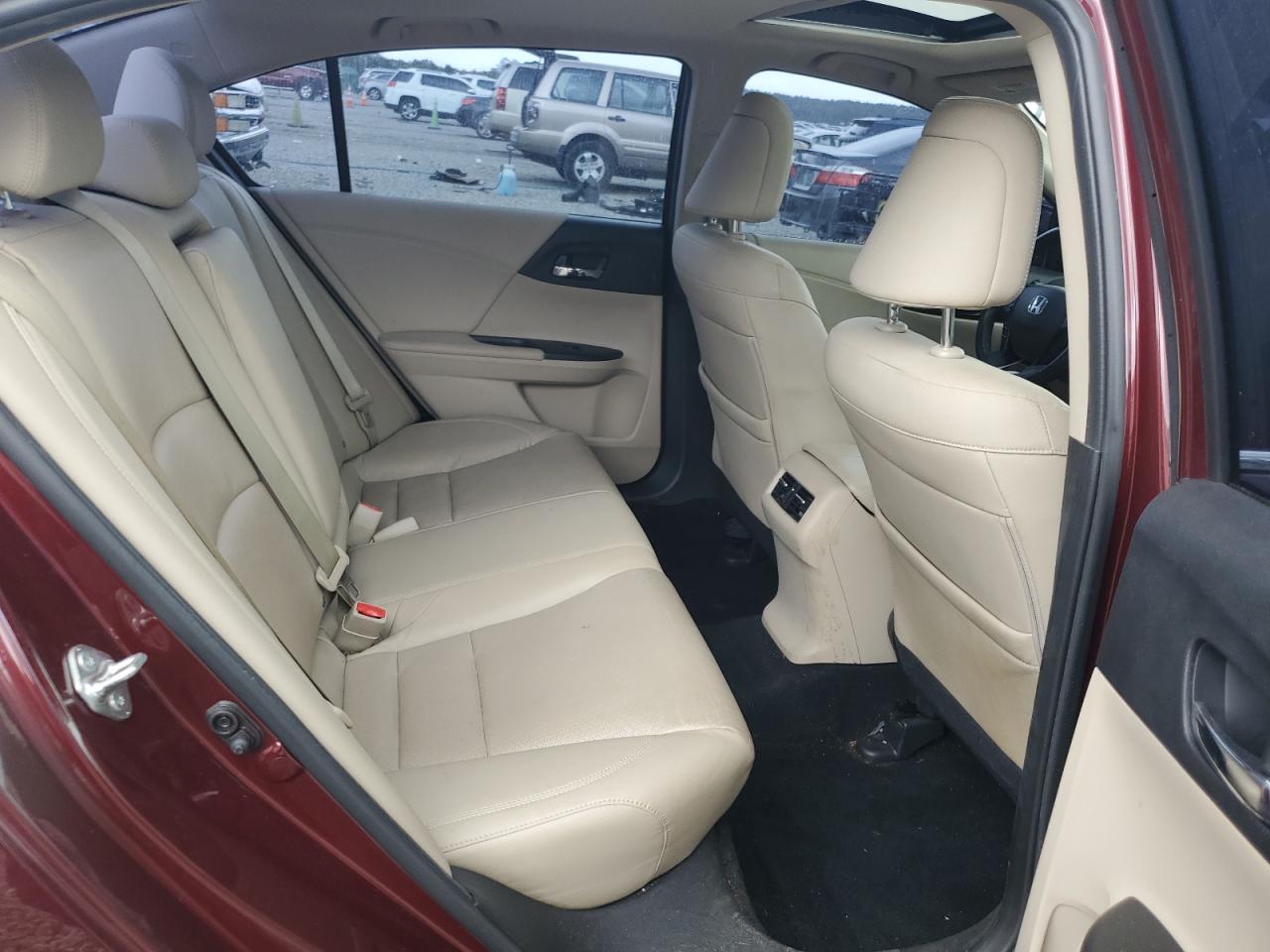 2017 Honda Accord Exl VIN: 1HGCR2F89HA292301 Lot: 85081635