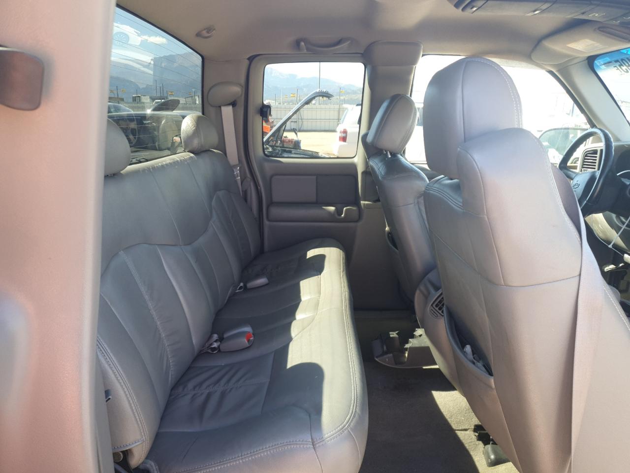 2002 Chevrolet Silverado C1500 VIN: 2GCEC19T421355647 Lot: 85381495