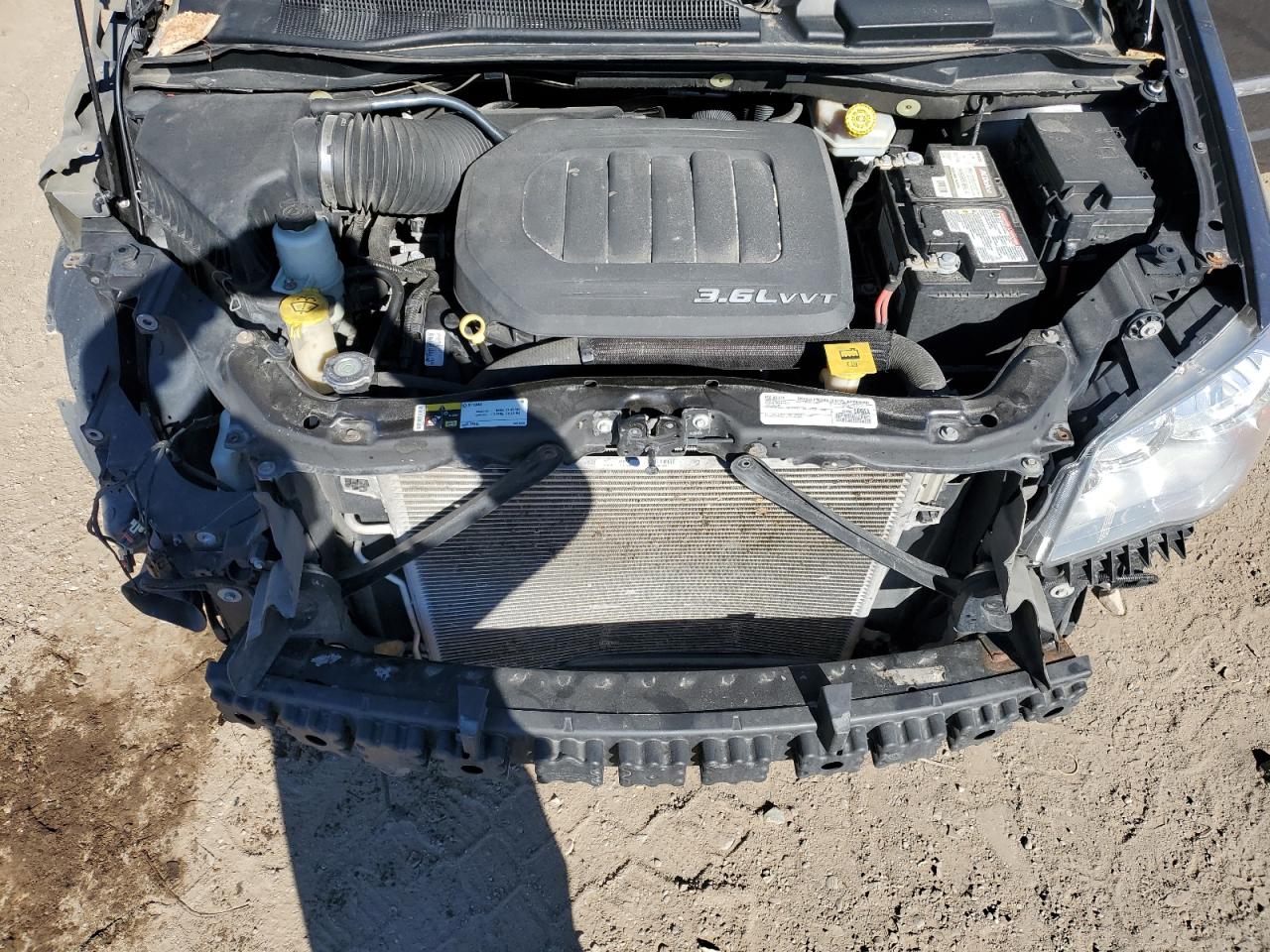 2016 Chrysler Town & Country Touring L VIN: 2C4RC1CG9GR191088 Lot: 86695105